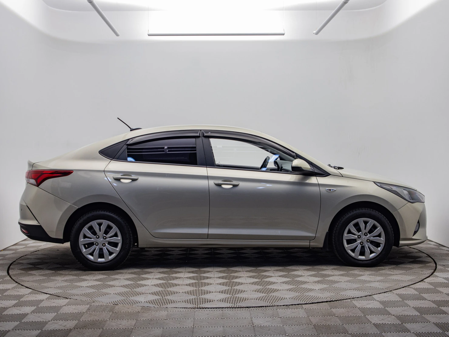Hyundai Solaris, 2020