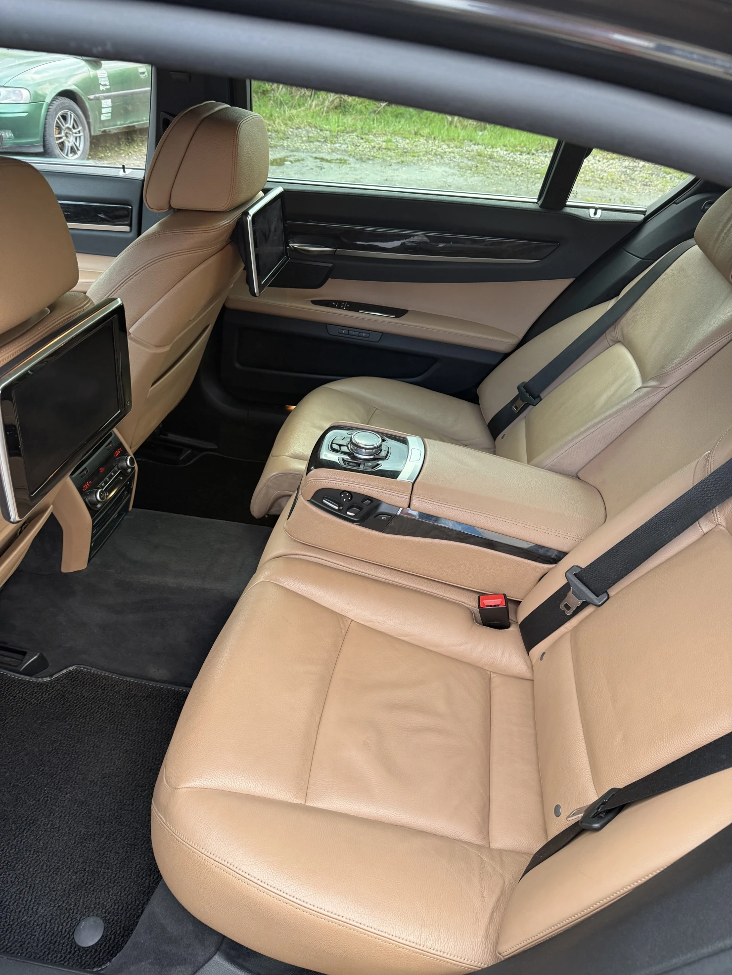BMW 7 серии, 2013