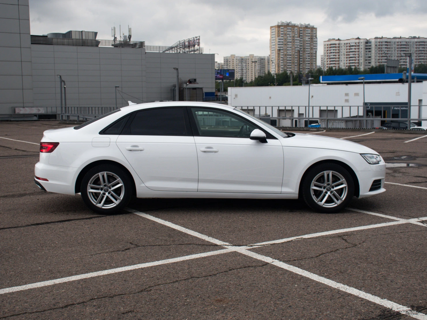 Audi A4, 2019