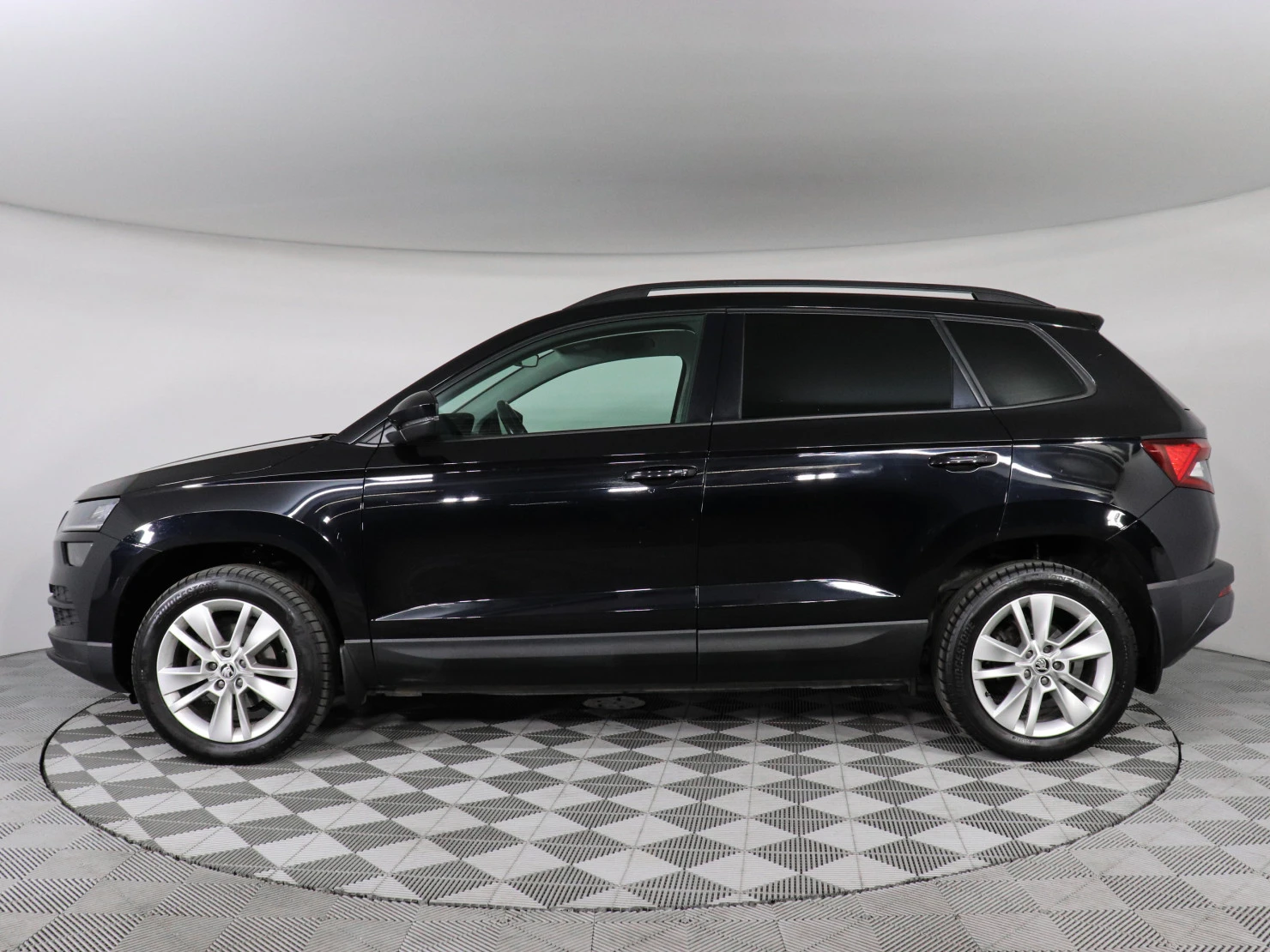 ŠKODA KAROQ, 2020