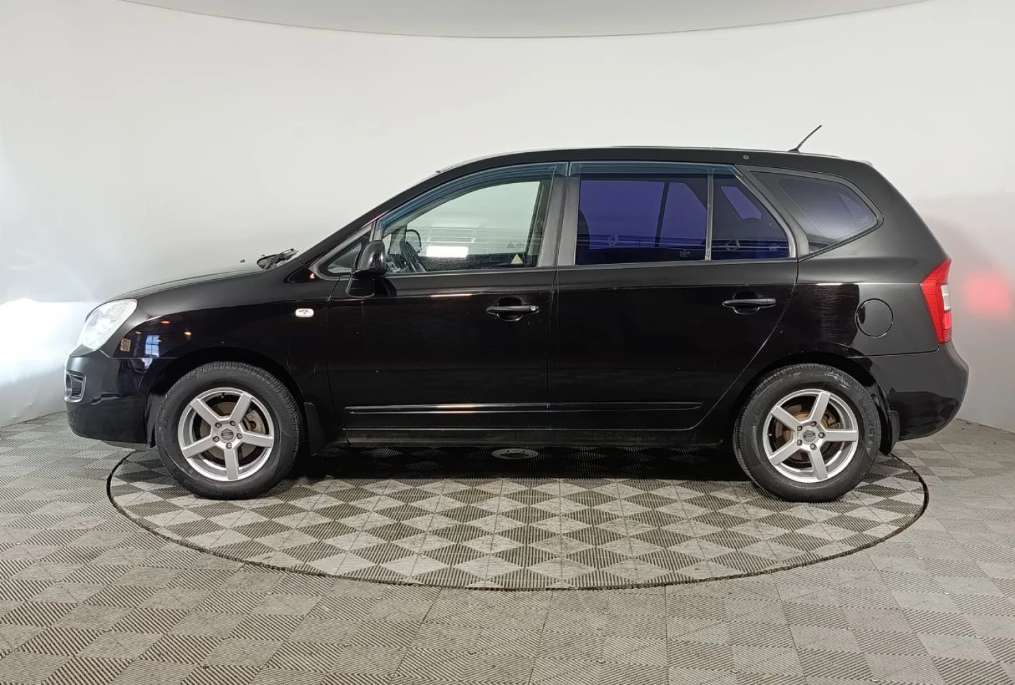 Kia Carens, 2011