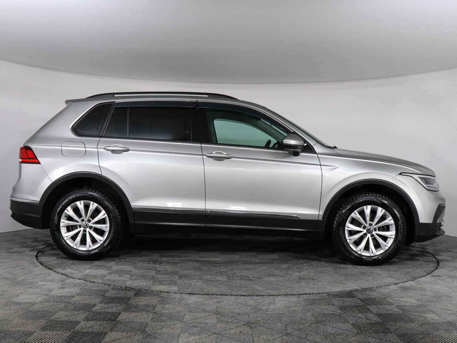 Volkswagen Tiguan, 2021