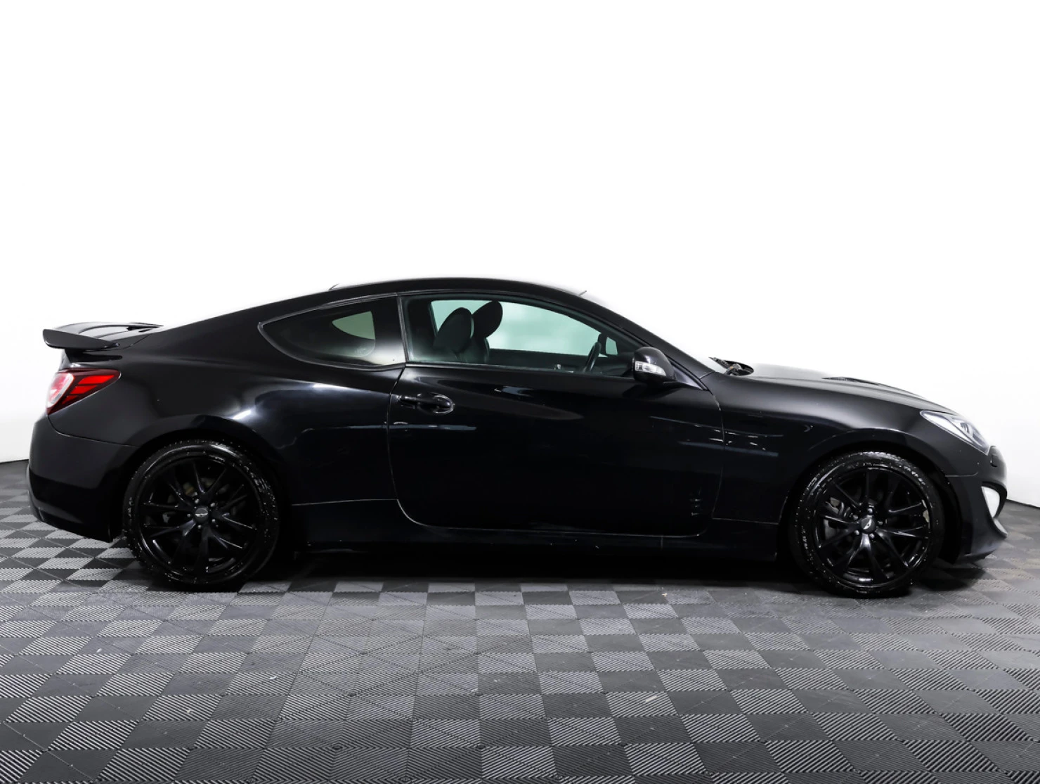 Hyundai Genesis Coupe, 2012