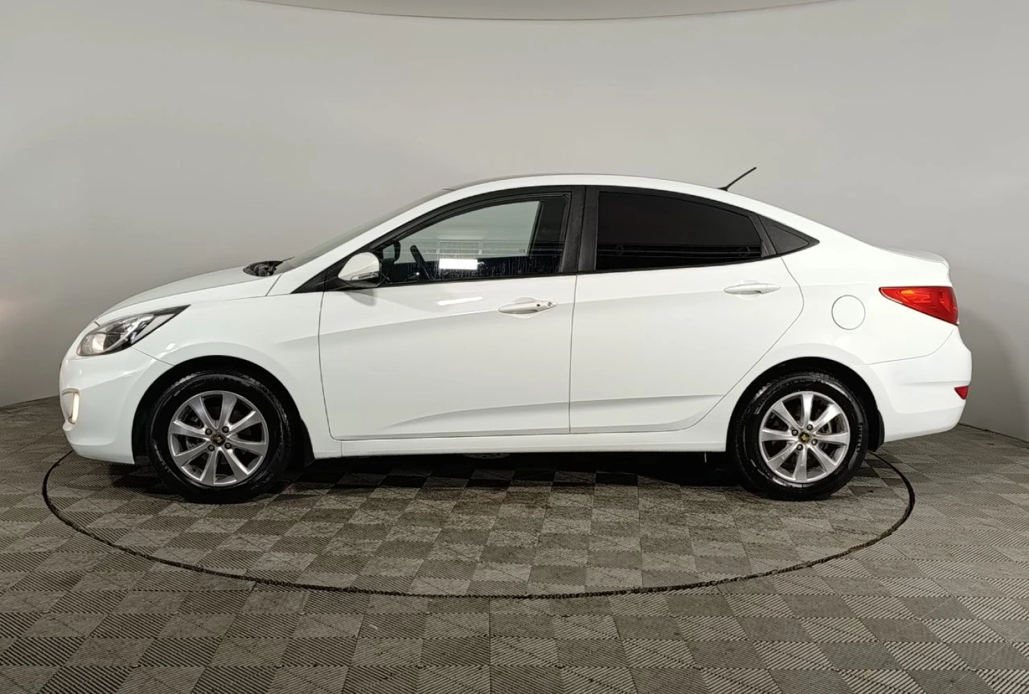 Hyundai Solaris, 2013