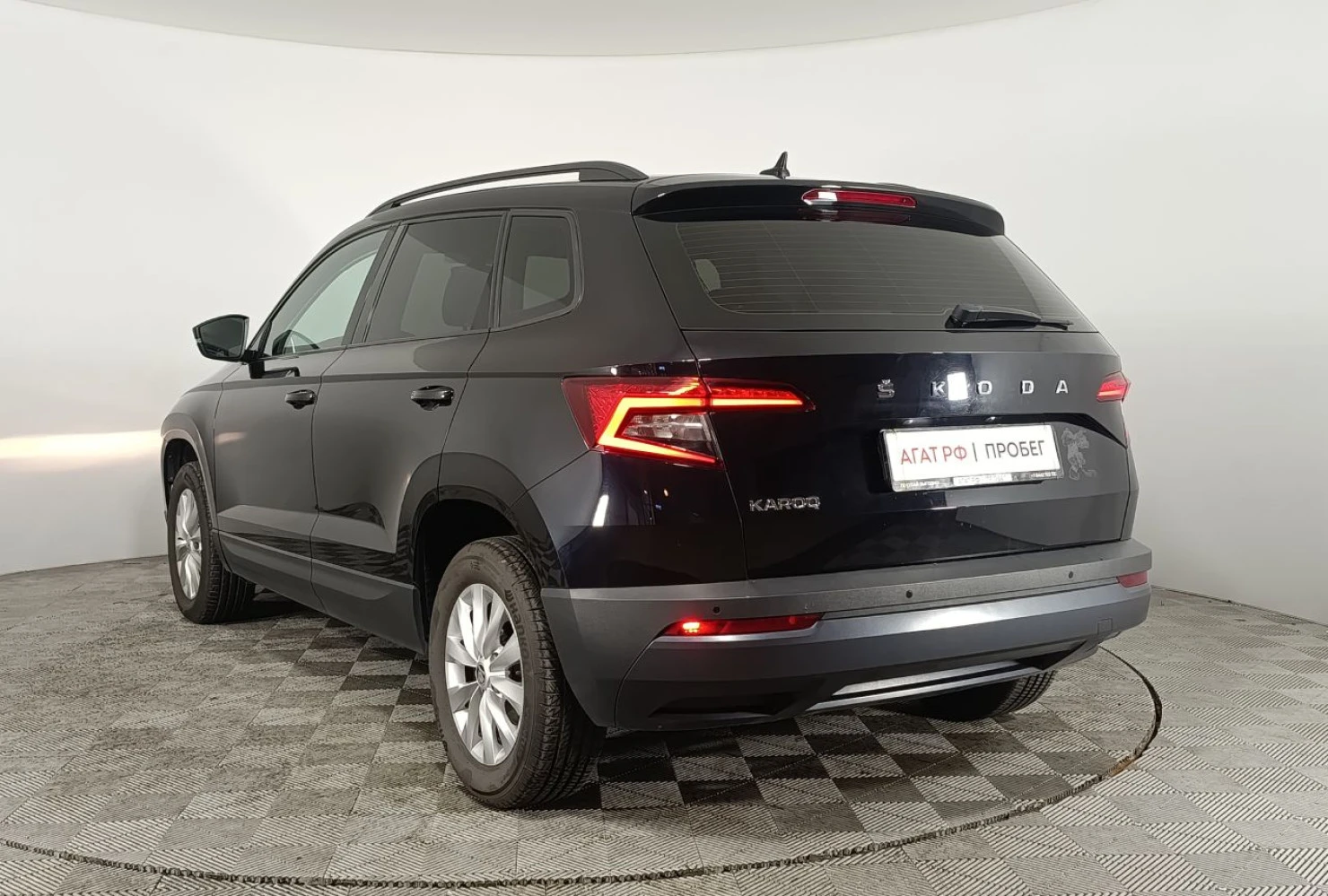 ŠKODA KAROQ, 2021