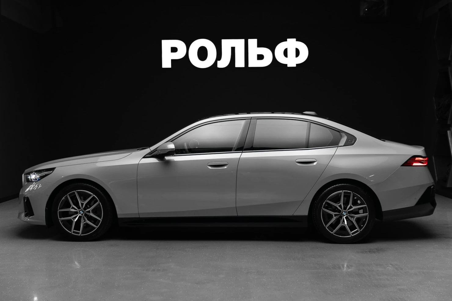 BMW 5 серии, 2025