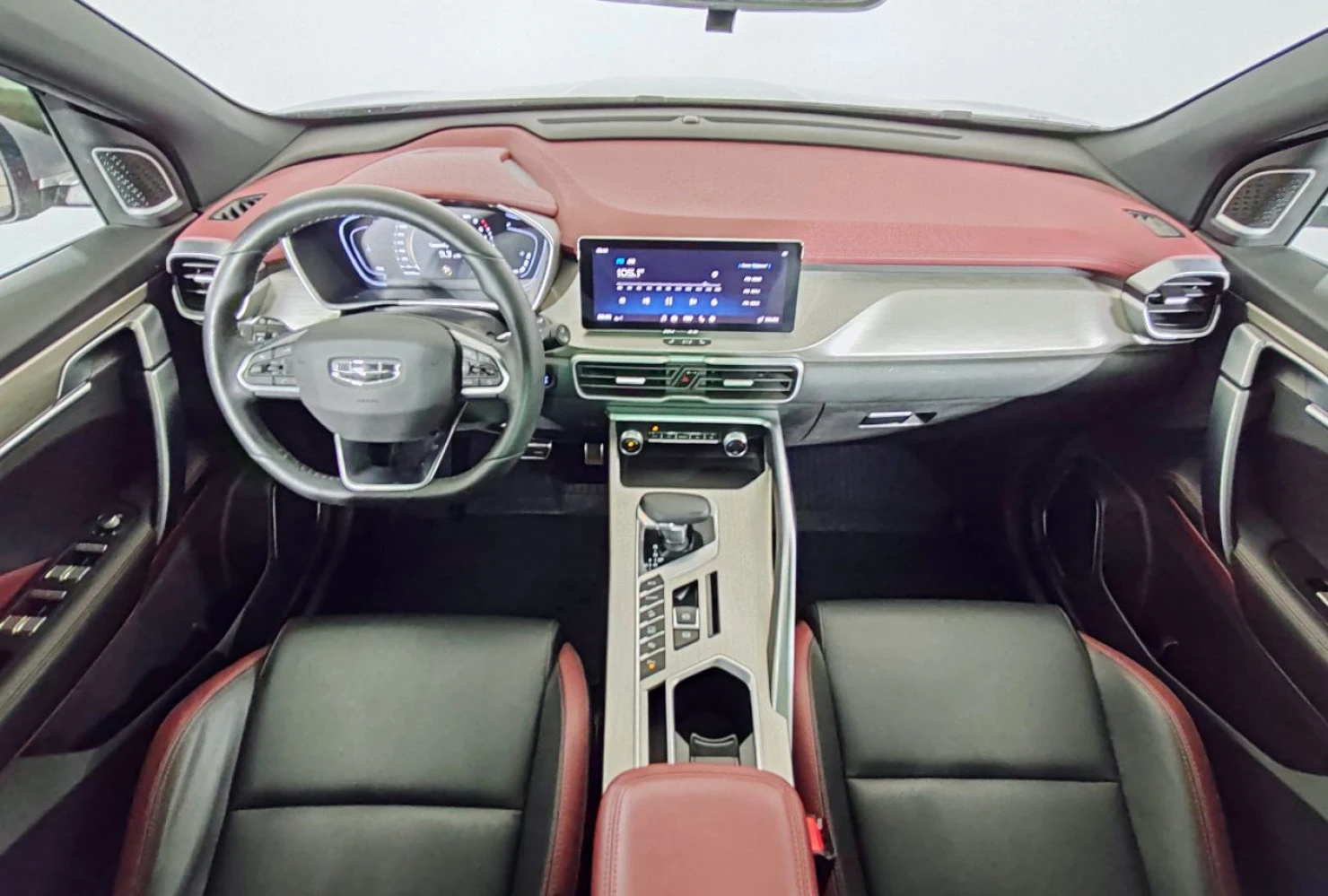 Geely Coolray, 2023