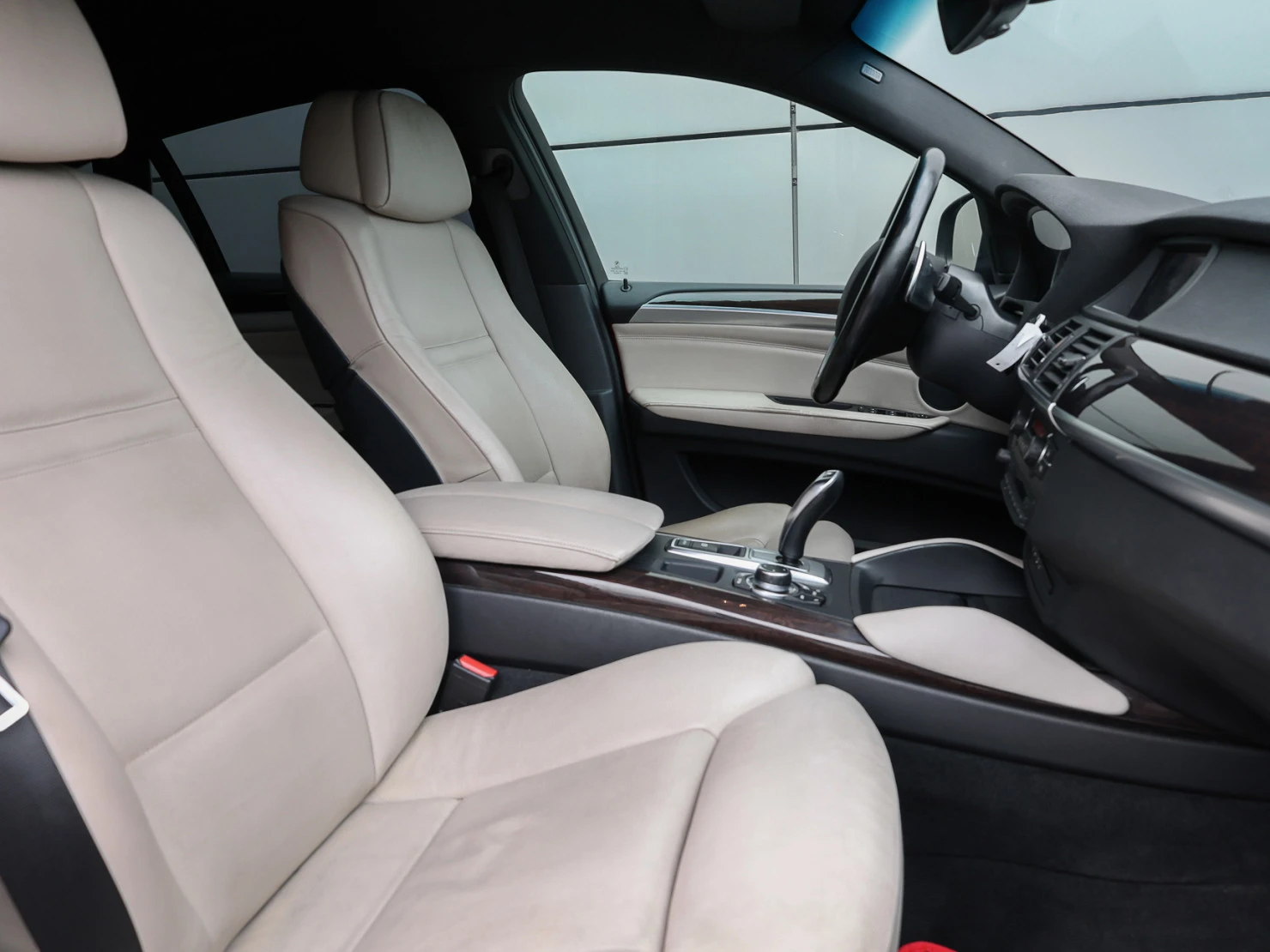 BMW X6, 2012