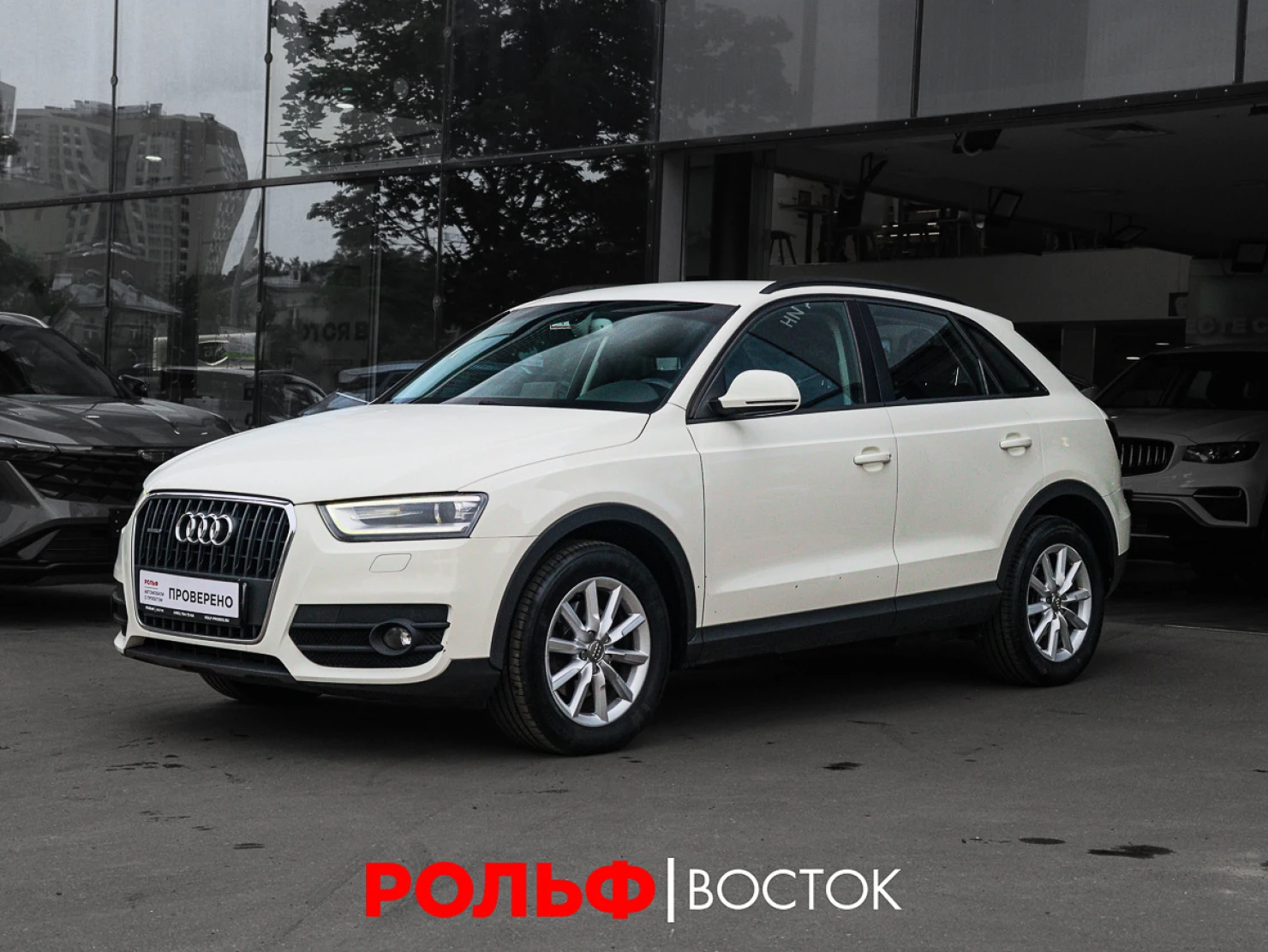 Audi Q3, 2013
