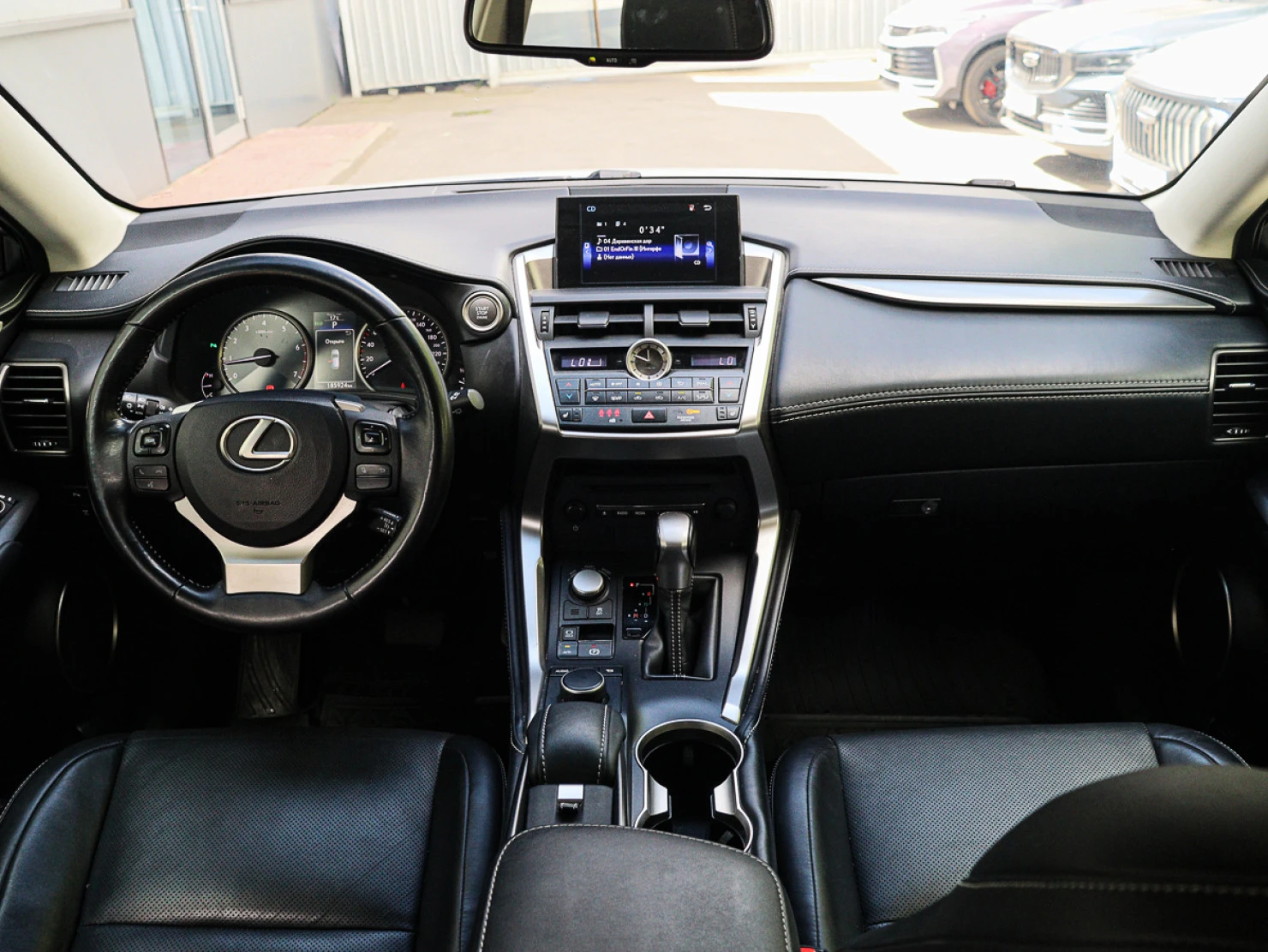 Lexus NX, 2017