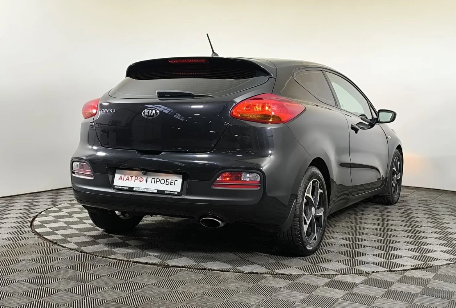 Kia Ceed, 2013