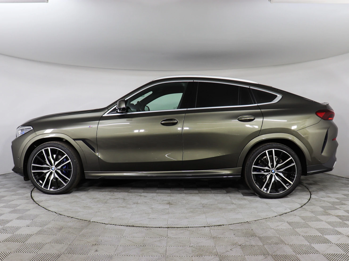 BMW X6, 2021