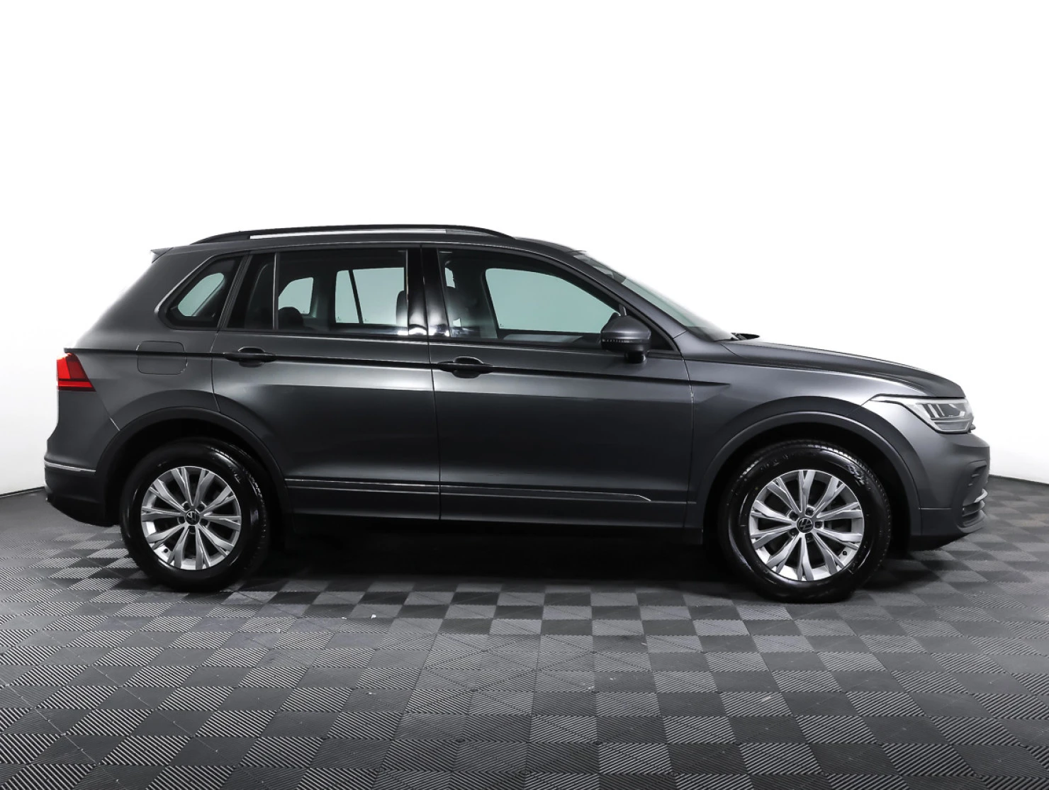 Volkswagen Tiguan, 2021