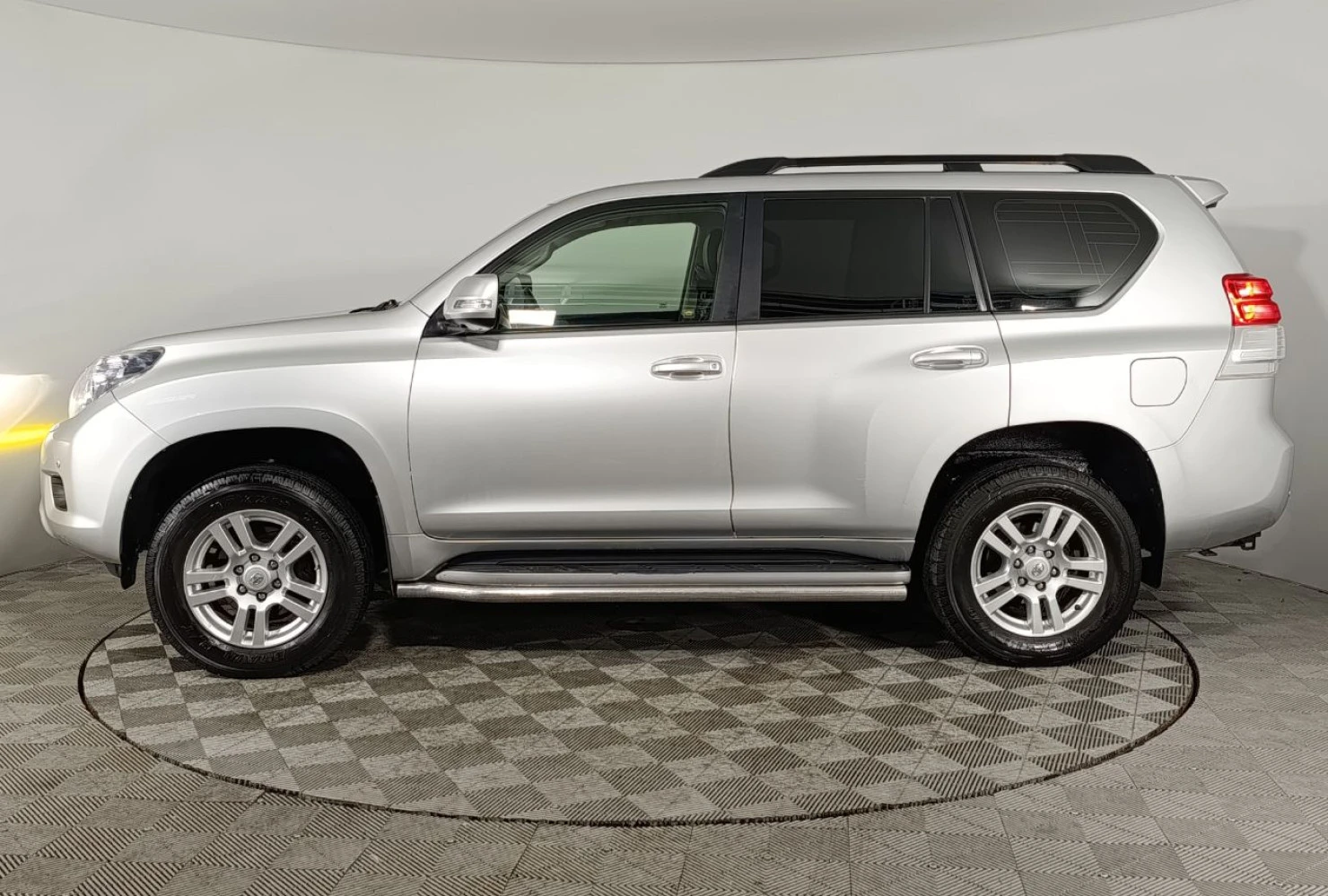 Toyota Land Cruiser Prado, 2010