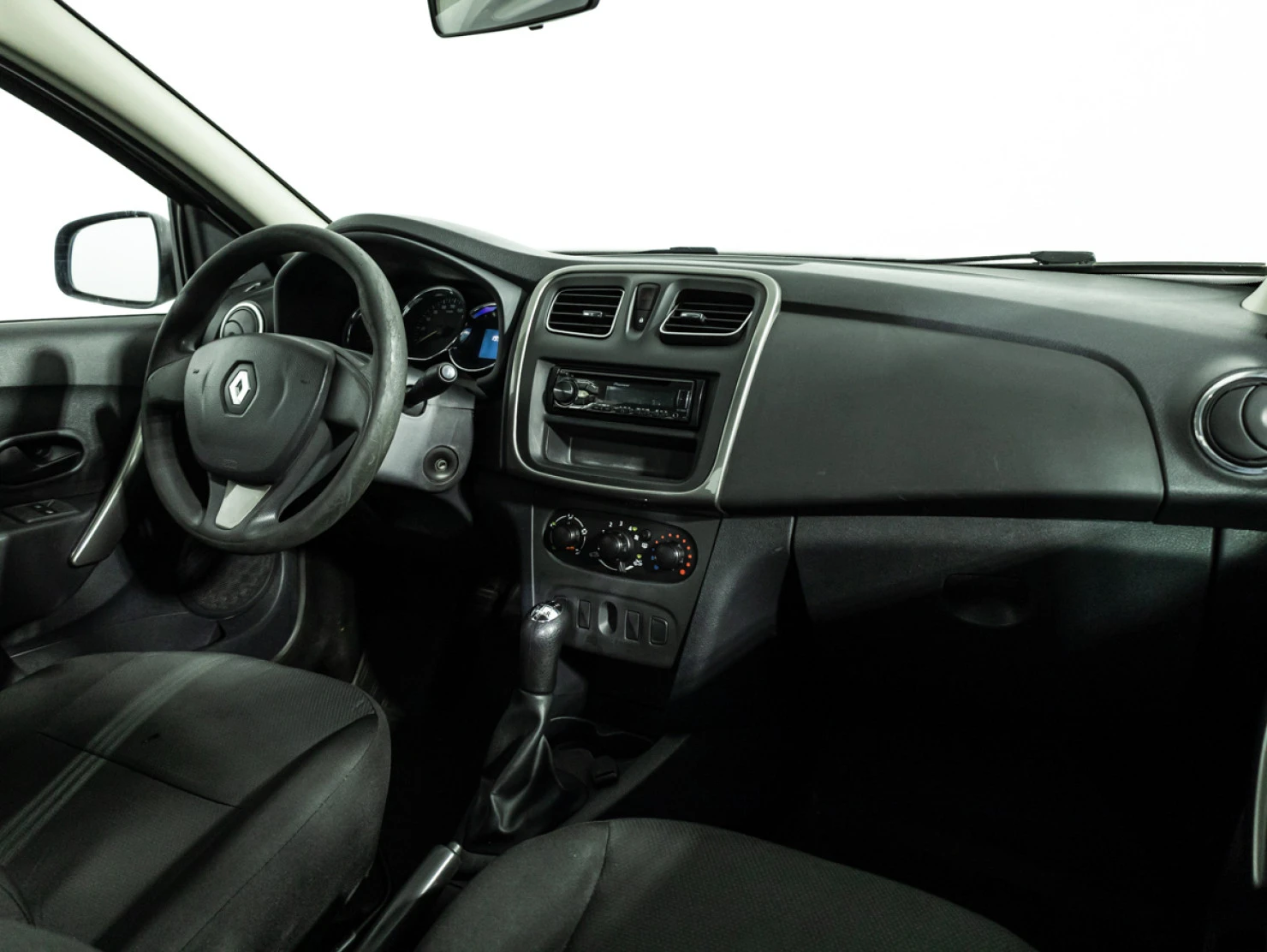 Renault Logan, 2016