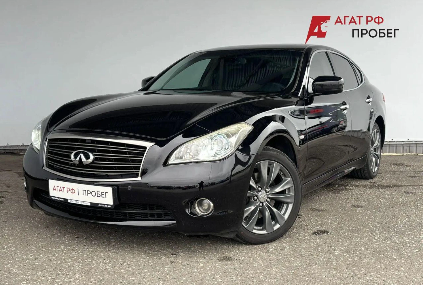 Infiniti M, 2012