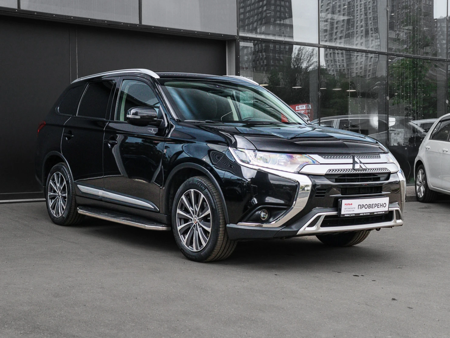 Mitsubishi OUTLANDER, 2019