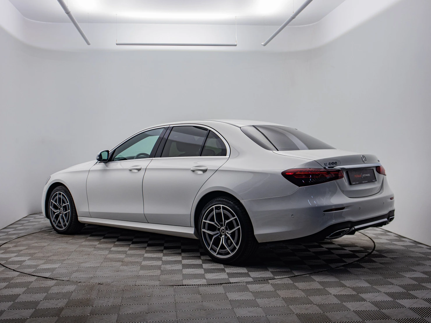 Mercedes-Benz E-Класс, 2021