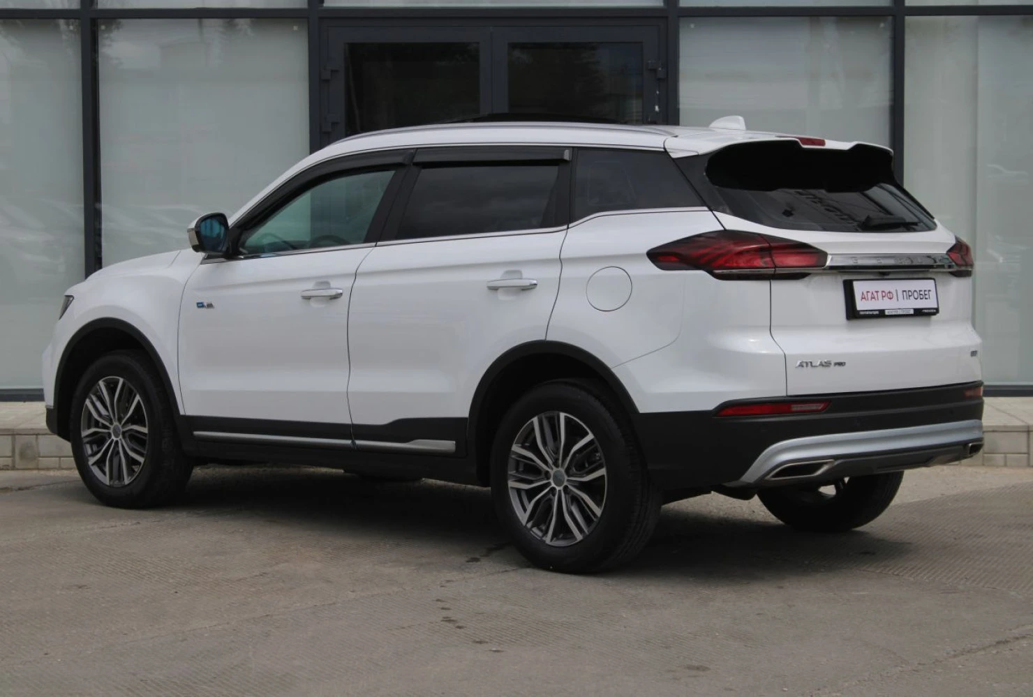 Geely Atlas Pro, 2024