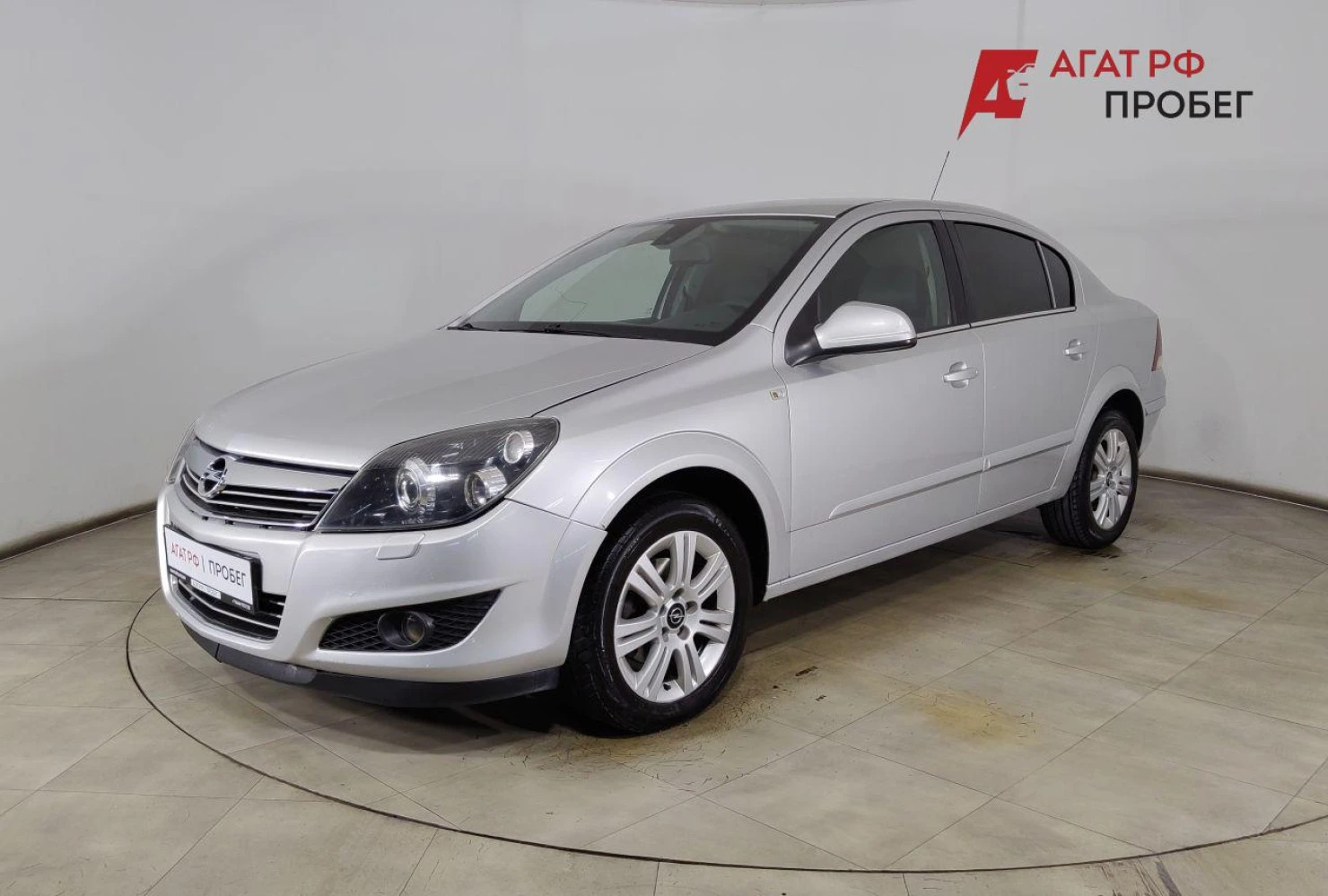 Opel Astra, 2012