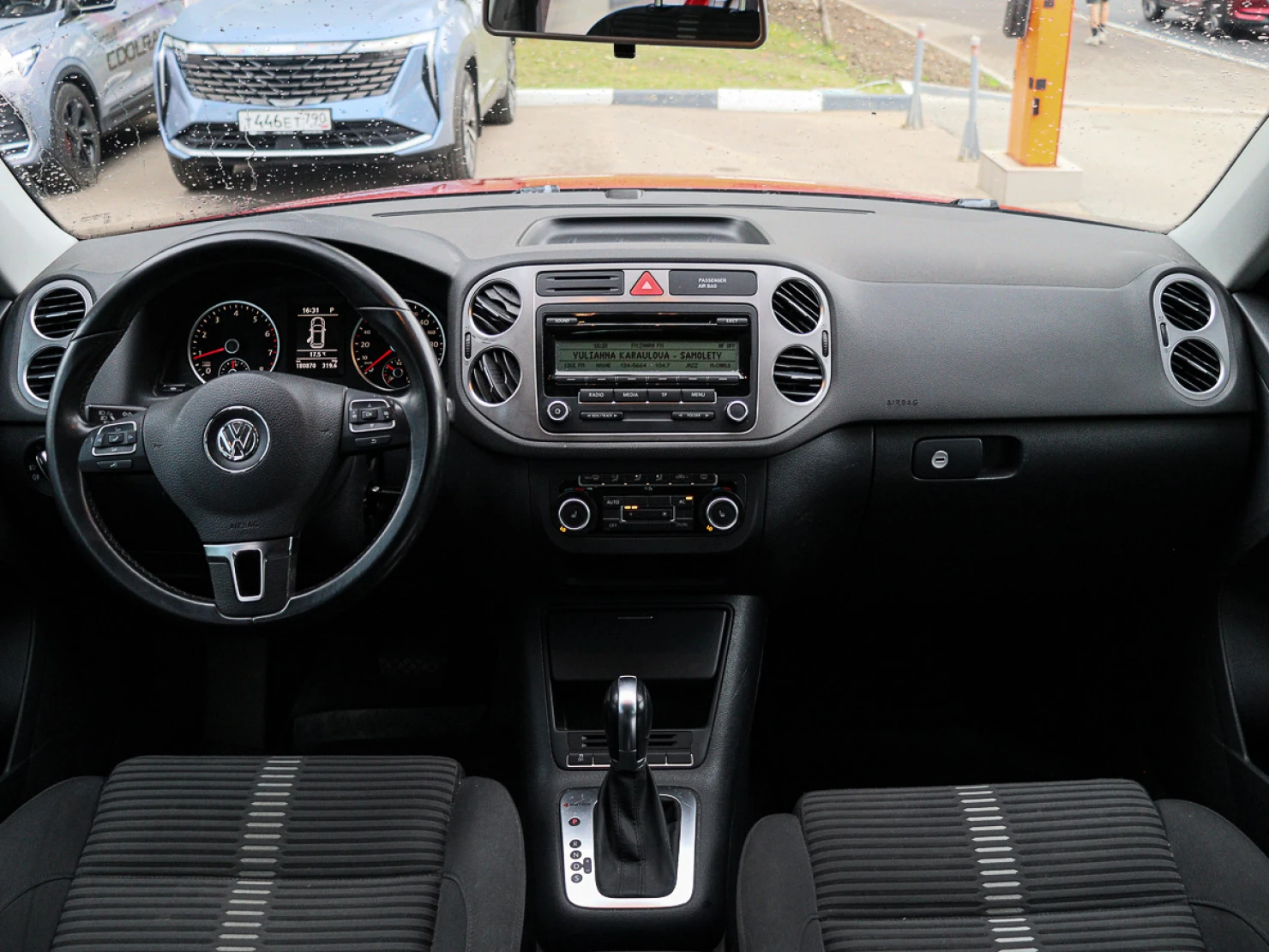Volkswagen Tiguan, 2011