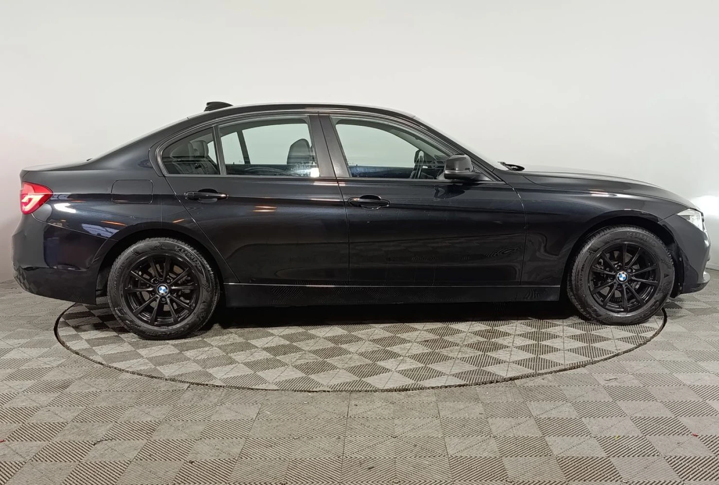 BMW 3 серии, 2015