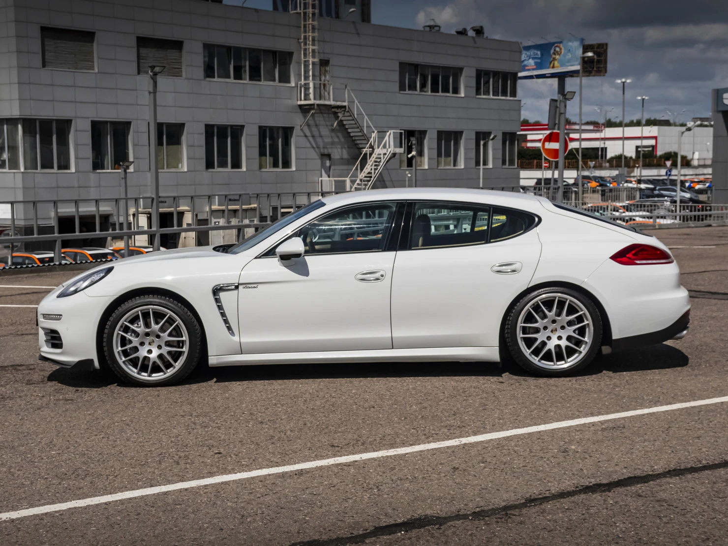 Porsche Panamera, 2013