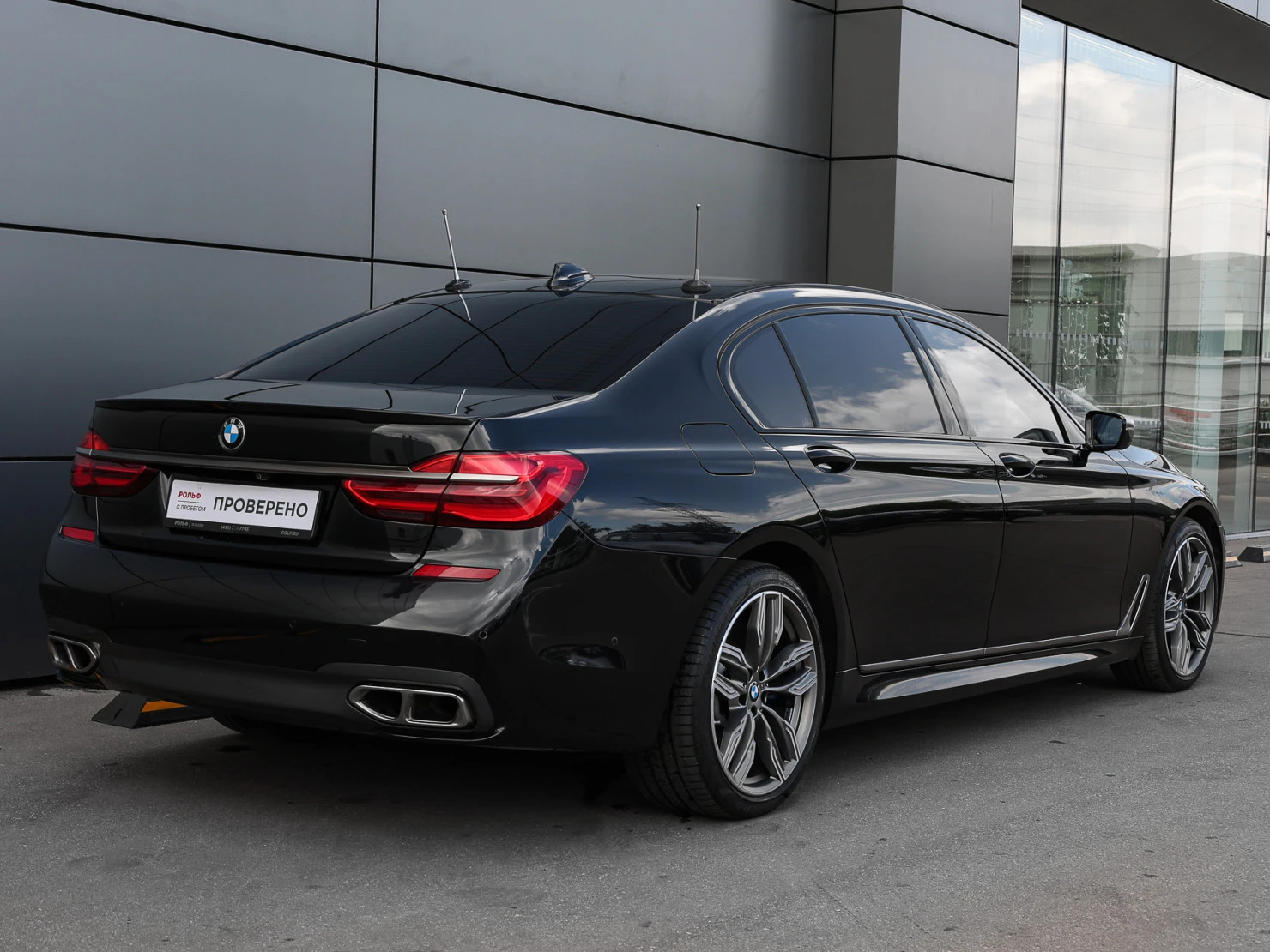 BMW 7 серии, 2018