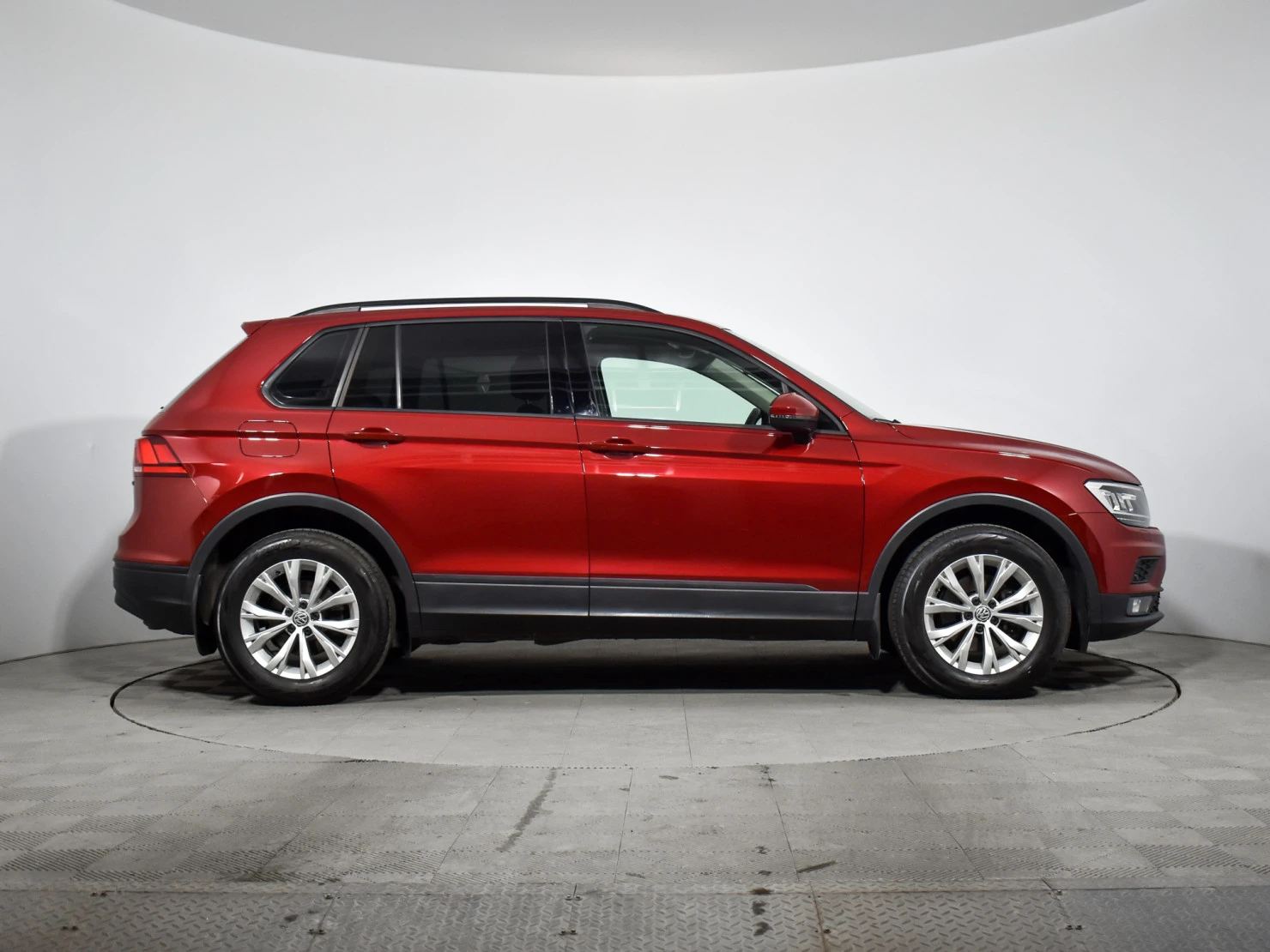 Volkswagen Tiguan, 2020
