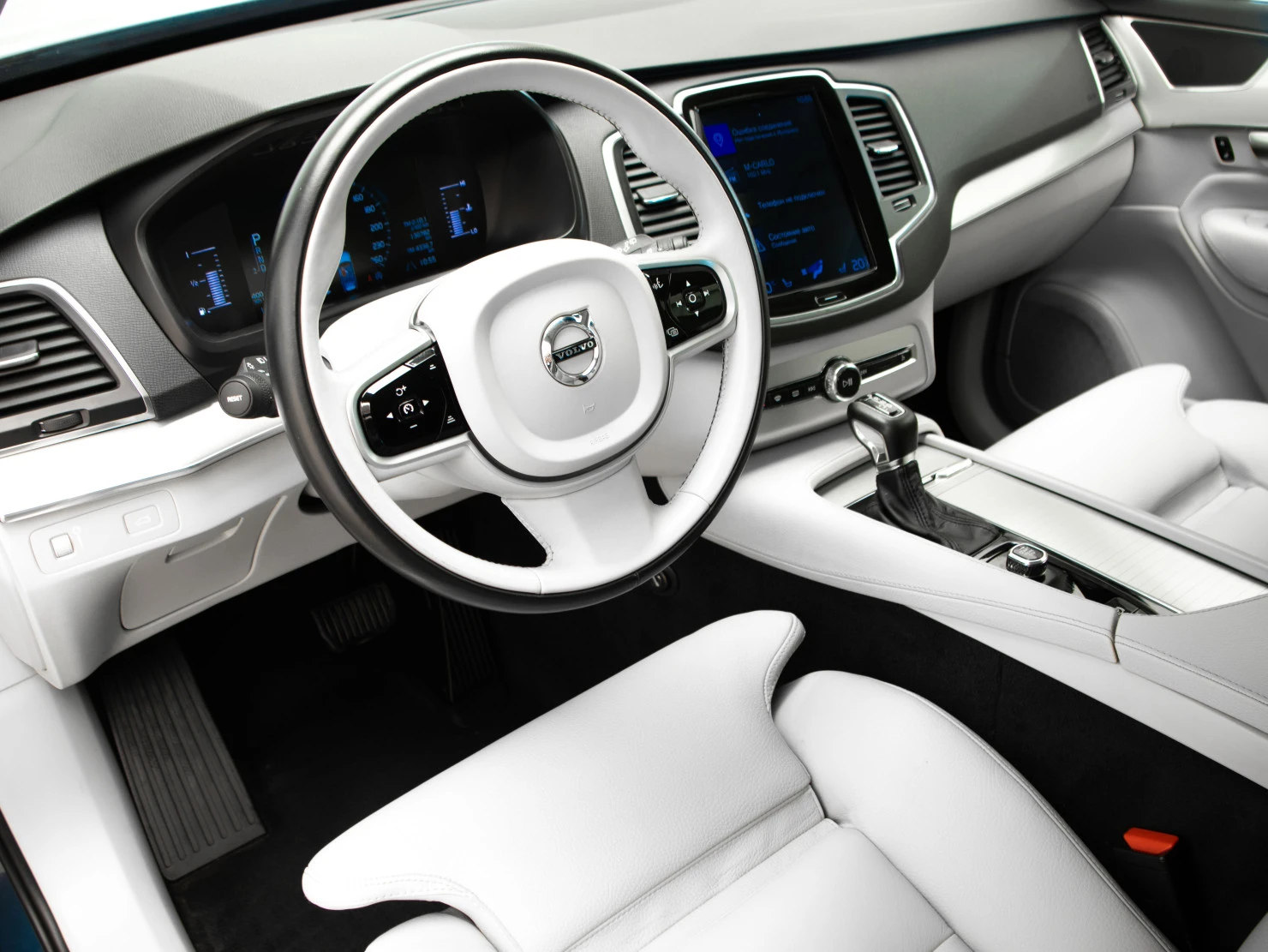 Volvo XC90, 2018