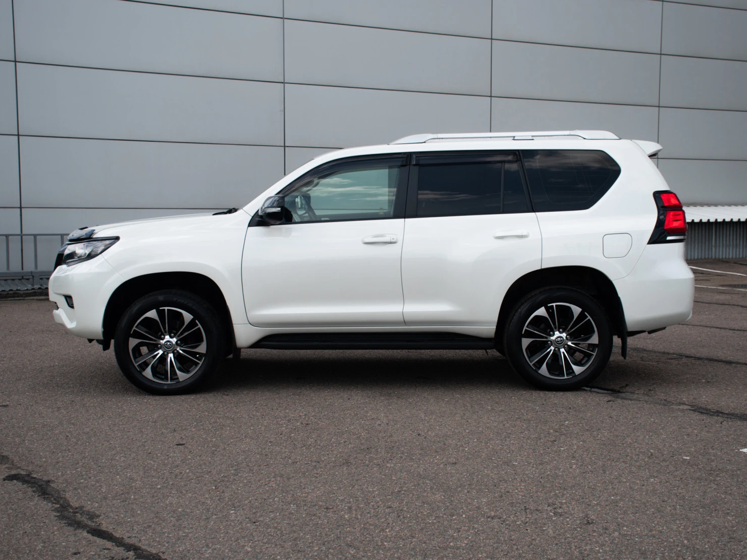 Toyota Land Cruiser Prado, 2021