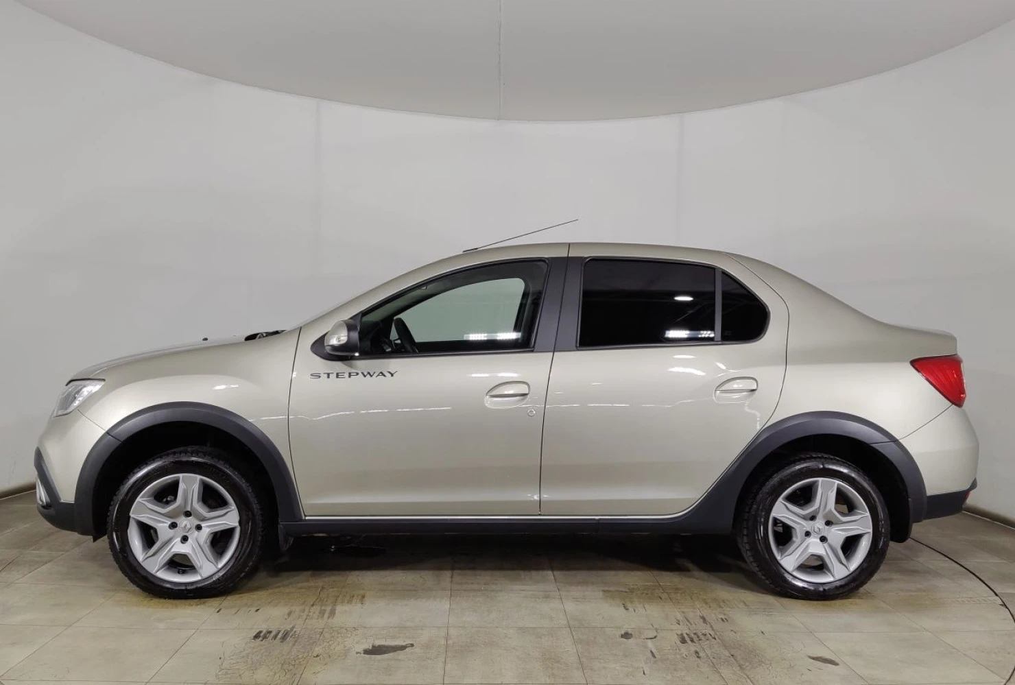 Renault Logan, 2021