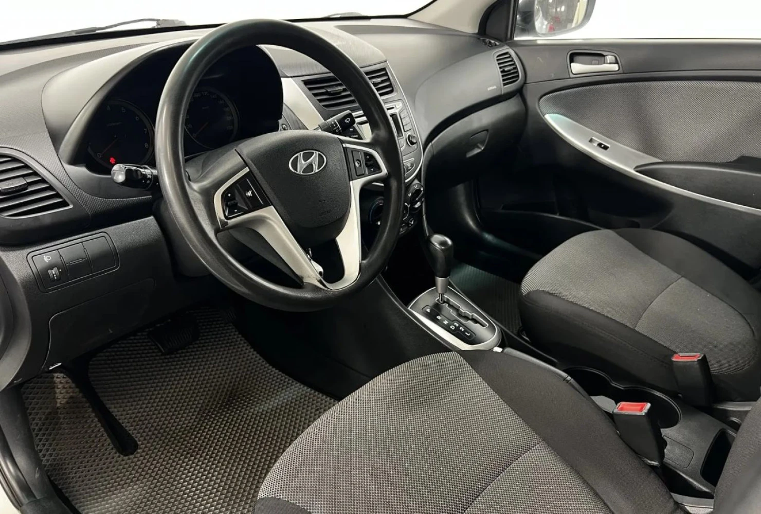 Hyundai Solaris, 2013