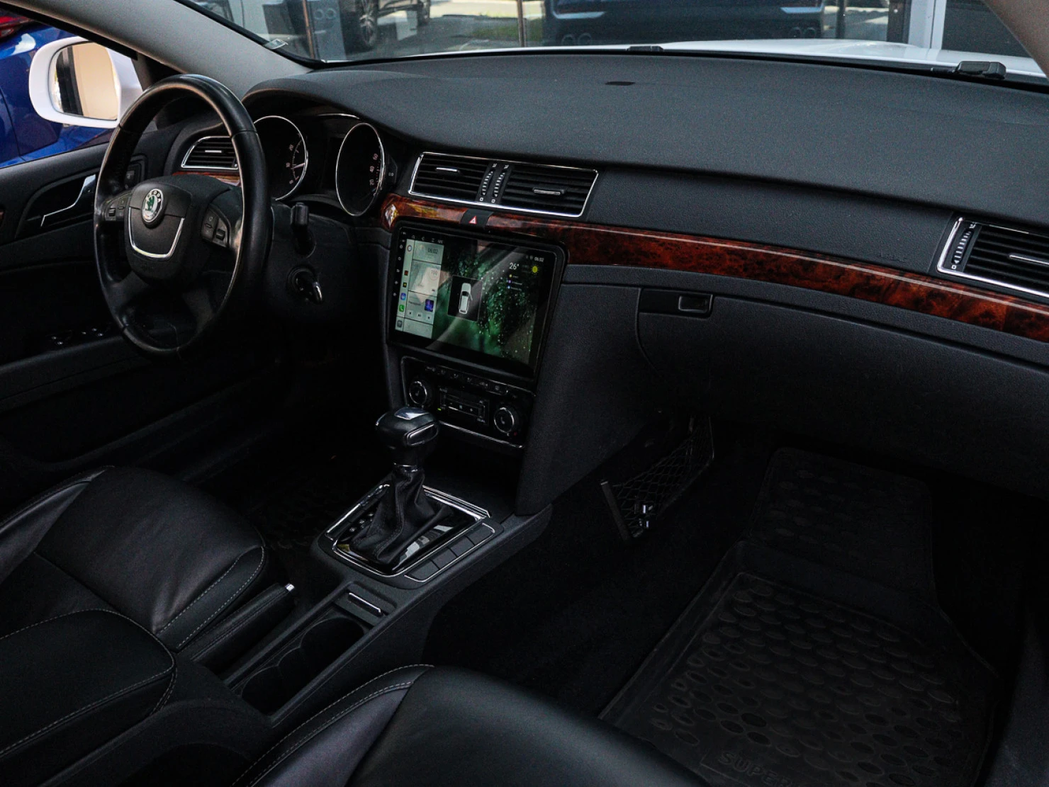 ŠKODA SUPERB, 2012