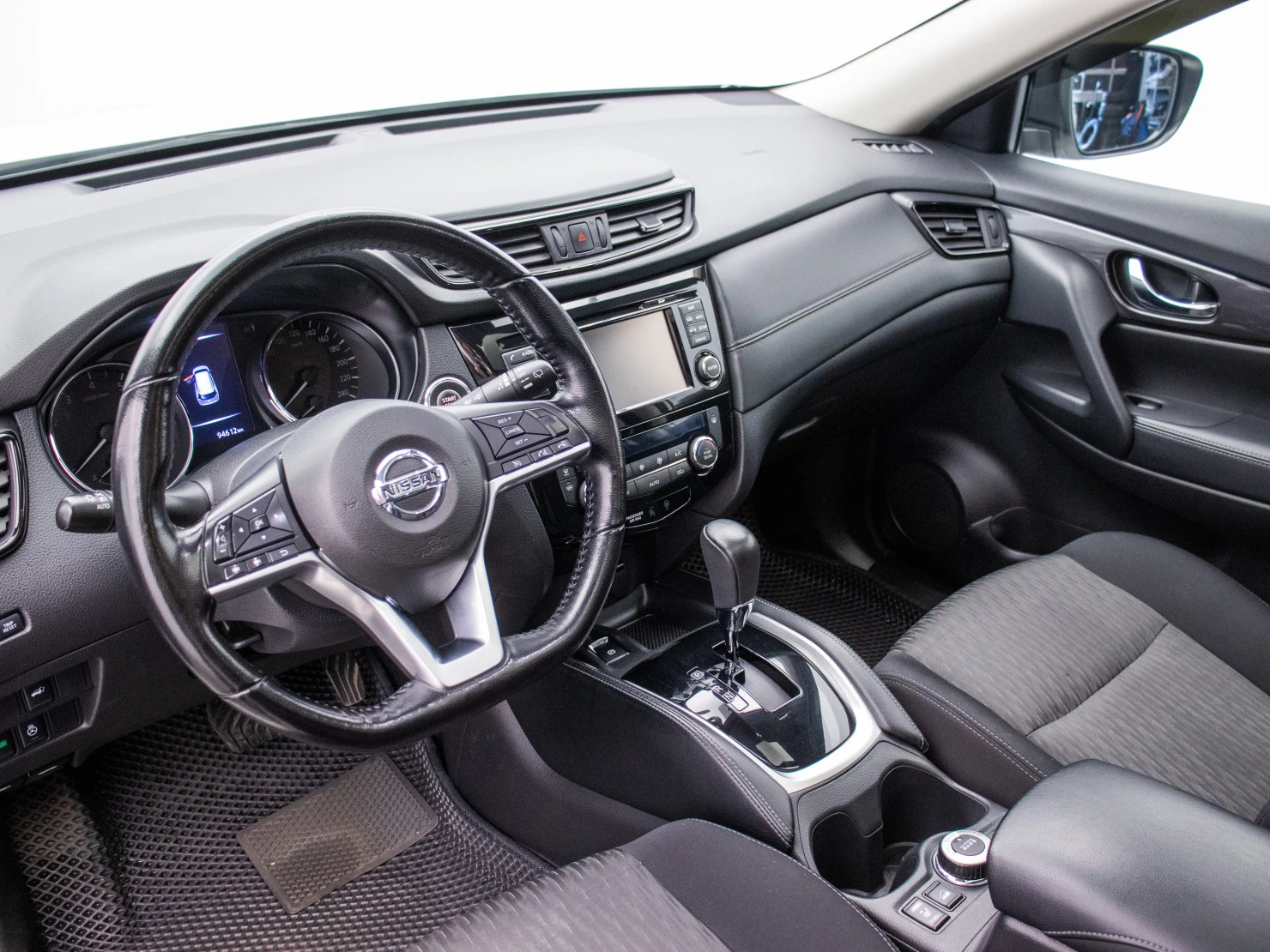Nissan X-Trail, 2020
