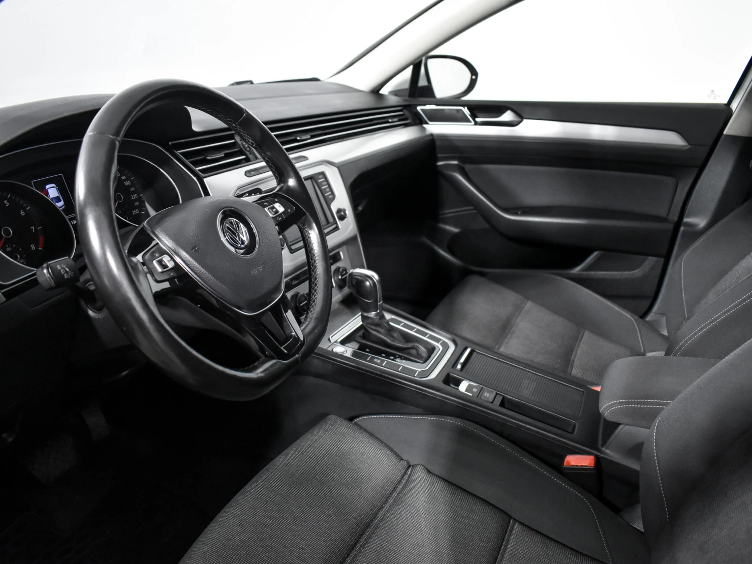 Volkswagen Passat, 2015