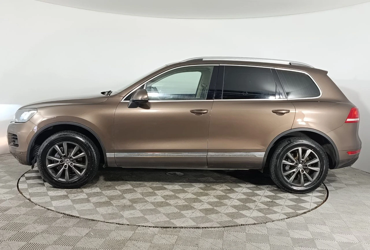 Volkswagen Touareg, 2011