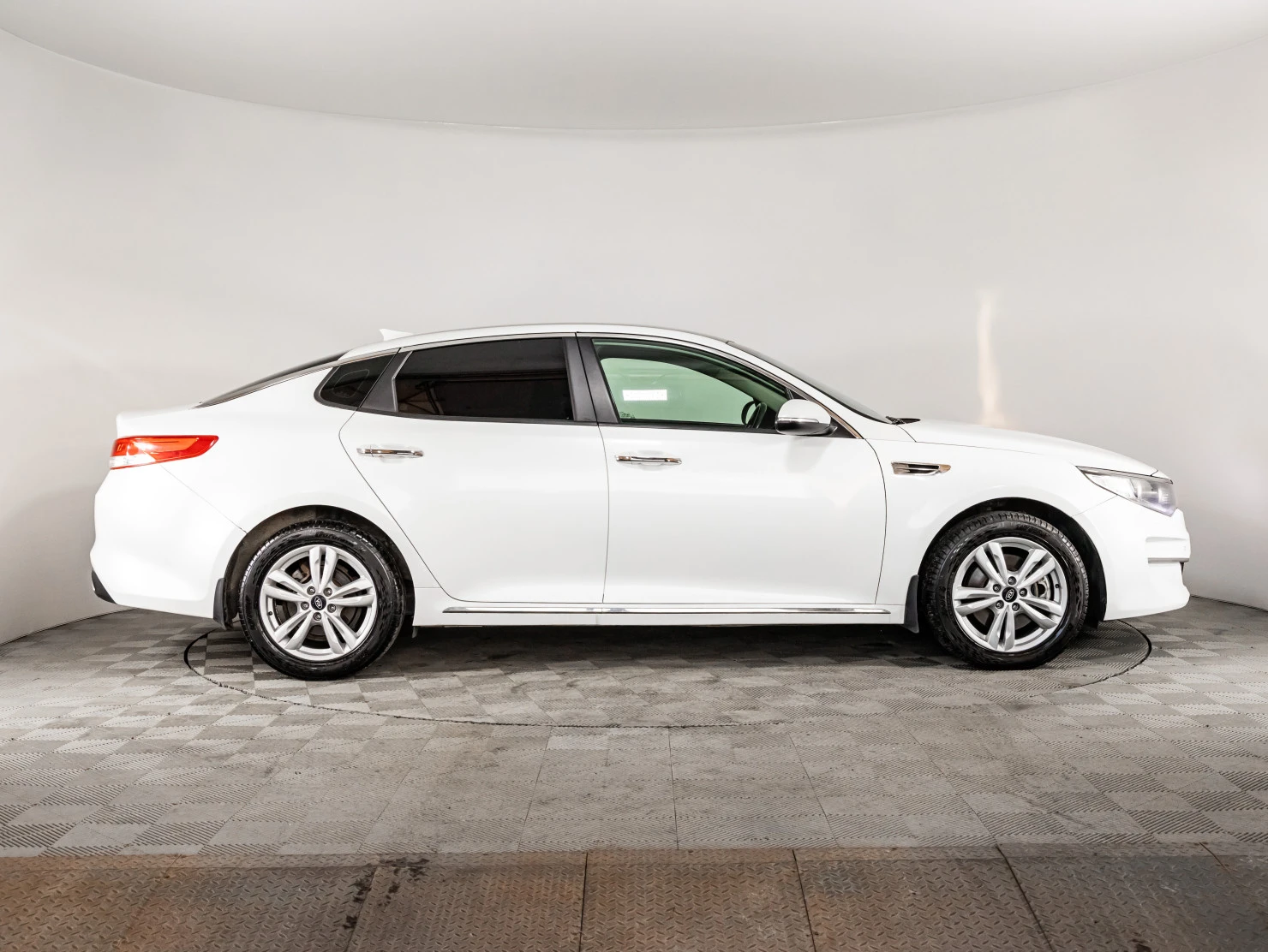 Kia Optima, 2017