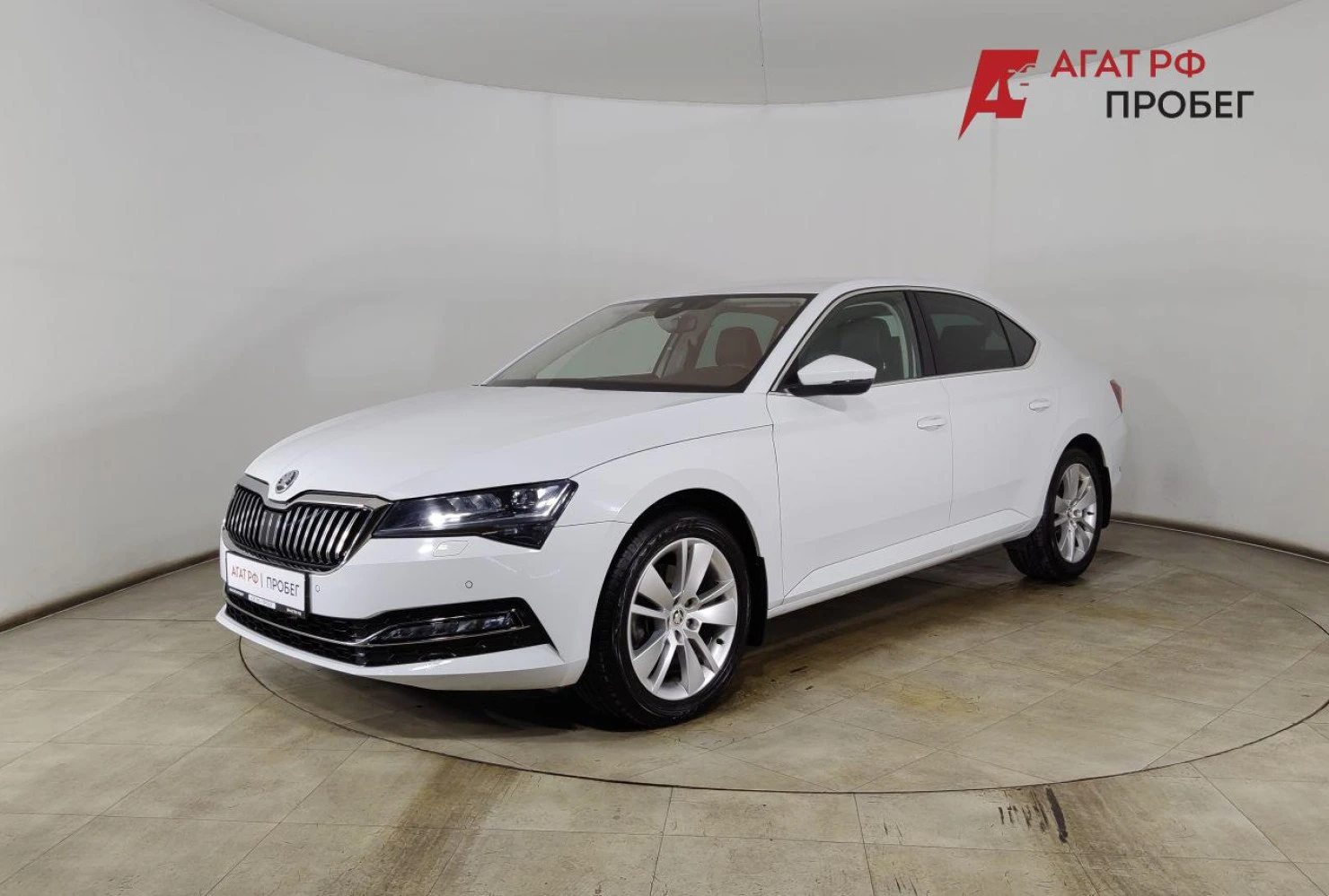 ŠKODA SUPERB, 2019