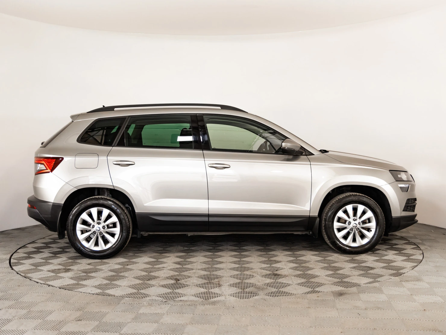 ŠKODA KAROQ, 2020
