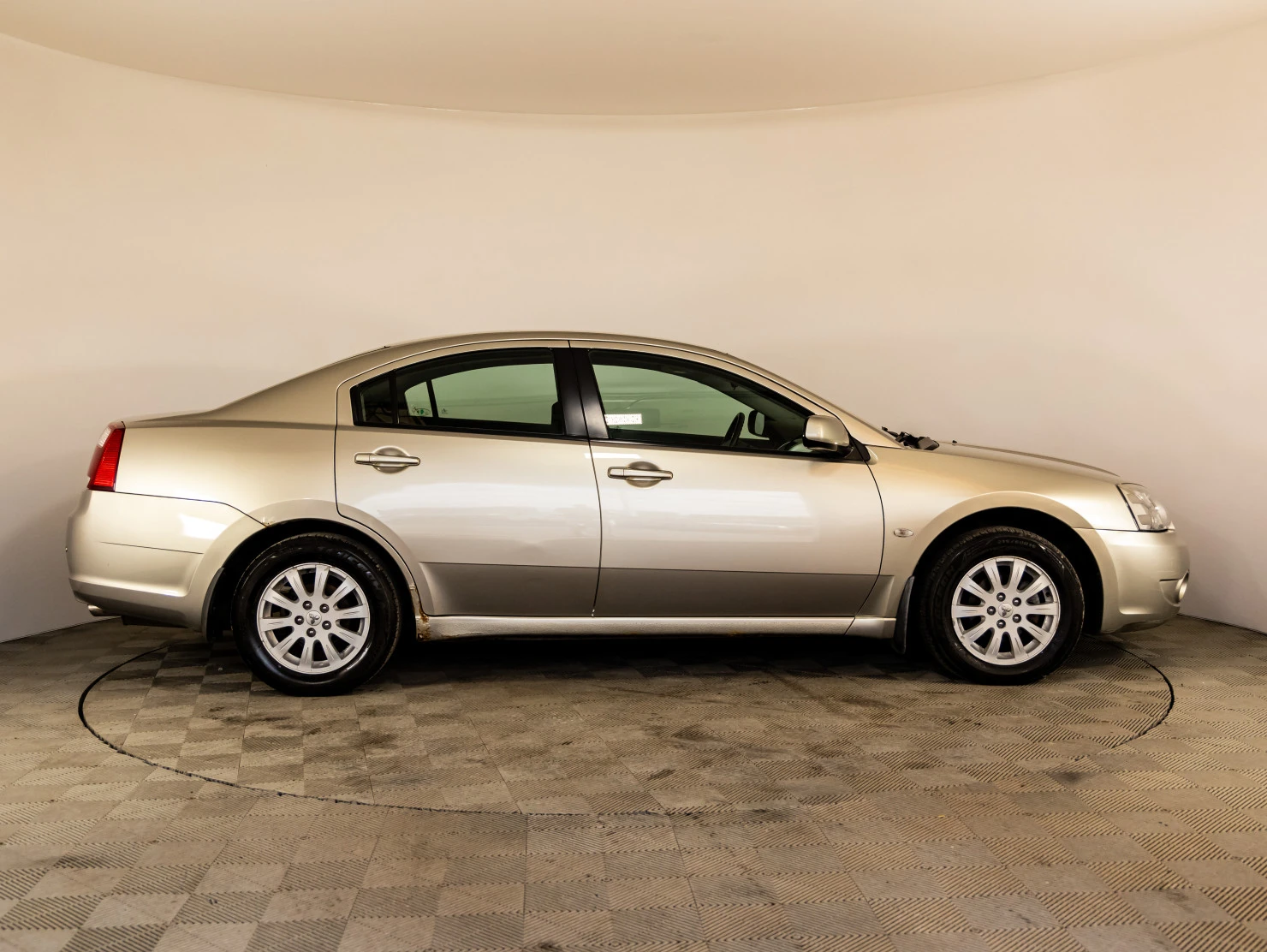 Mitsubishi Galant, 2007