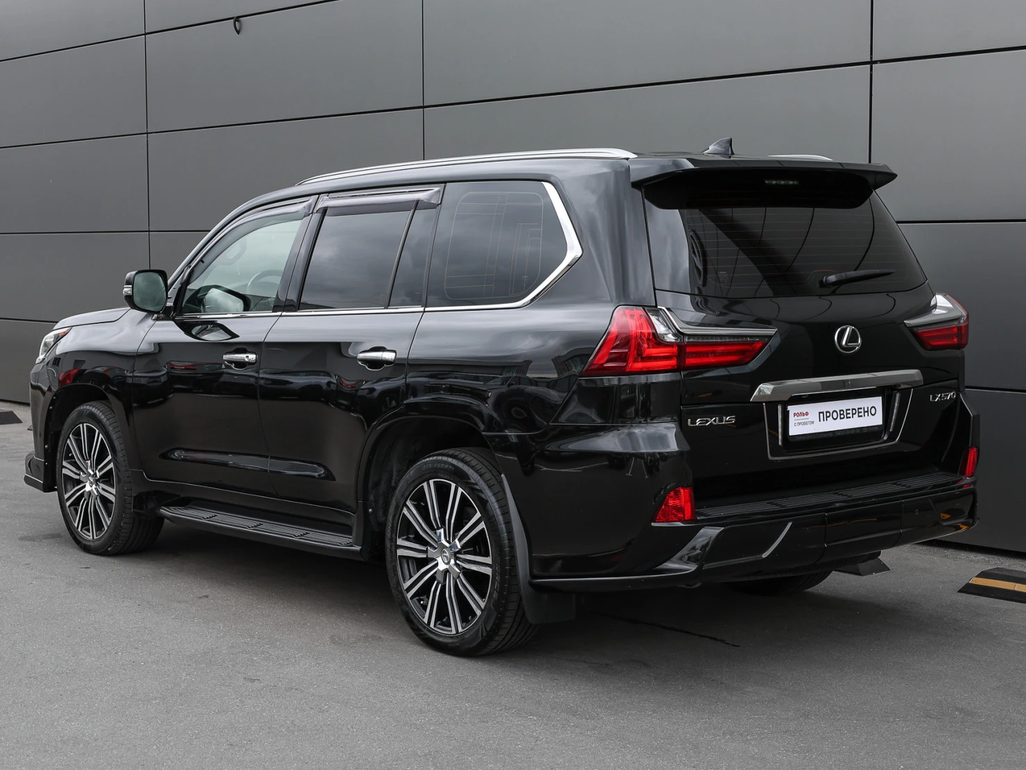 Lexus LX, 2017