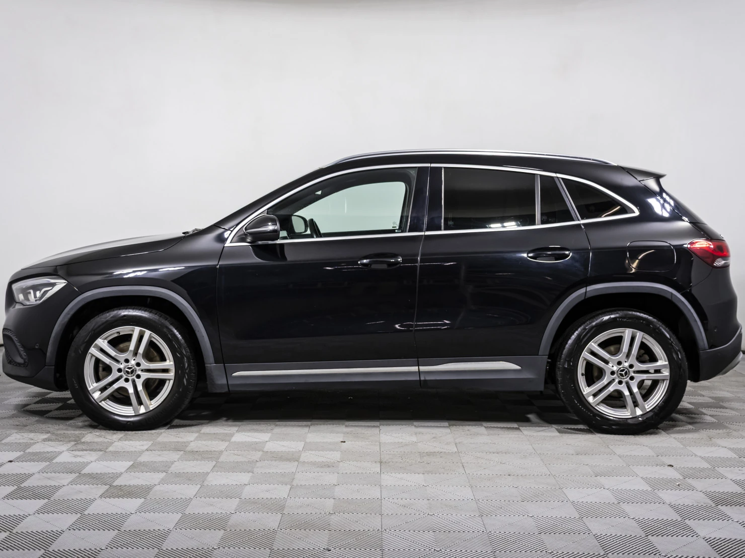 Mercedes-Benz GLA, 2020