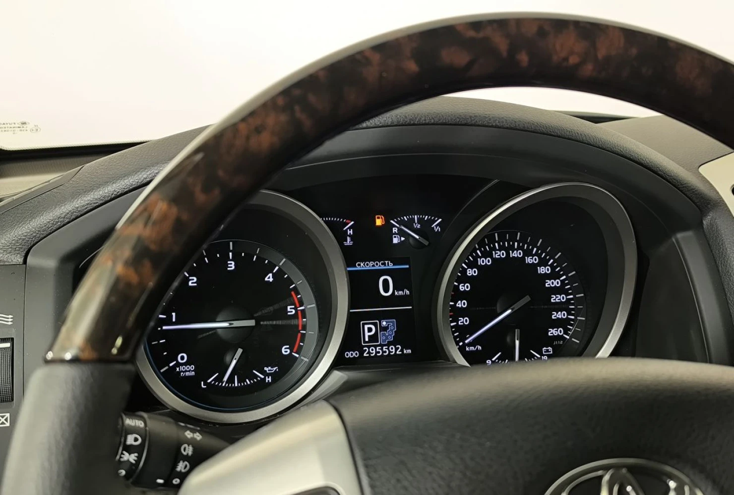 Toyota Land Cruiser, 2013