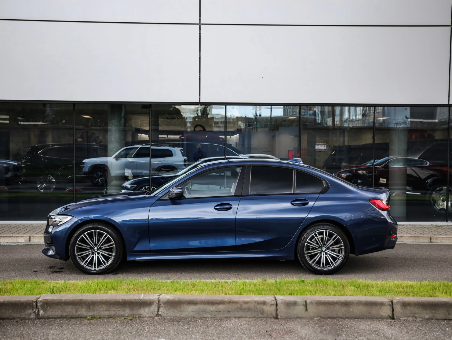 BMW 3 серии, 2020