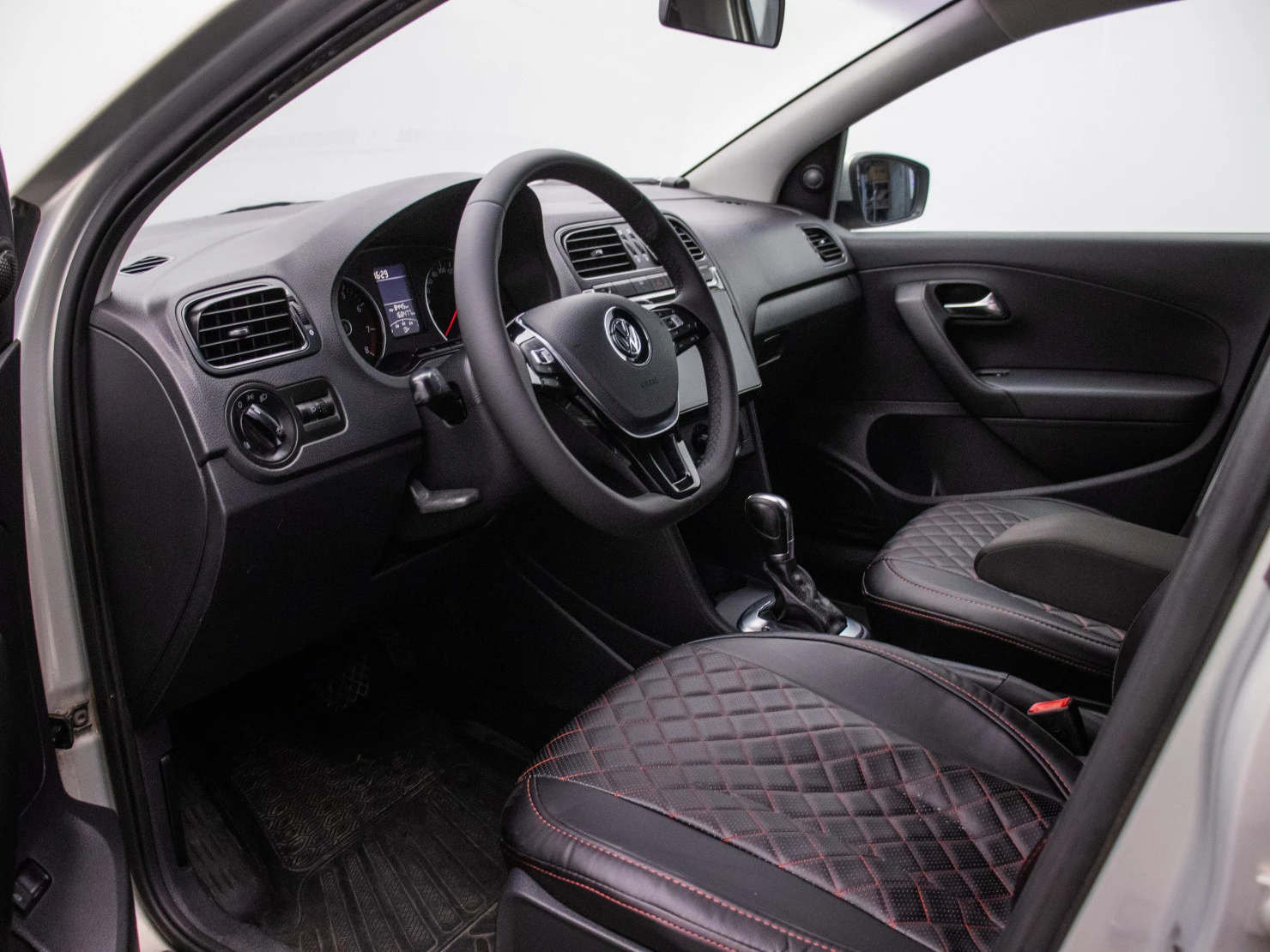 Volkswagen Polo, 2013
