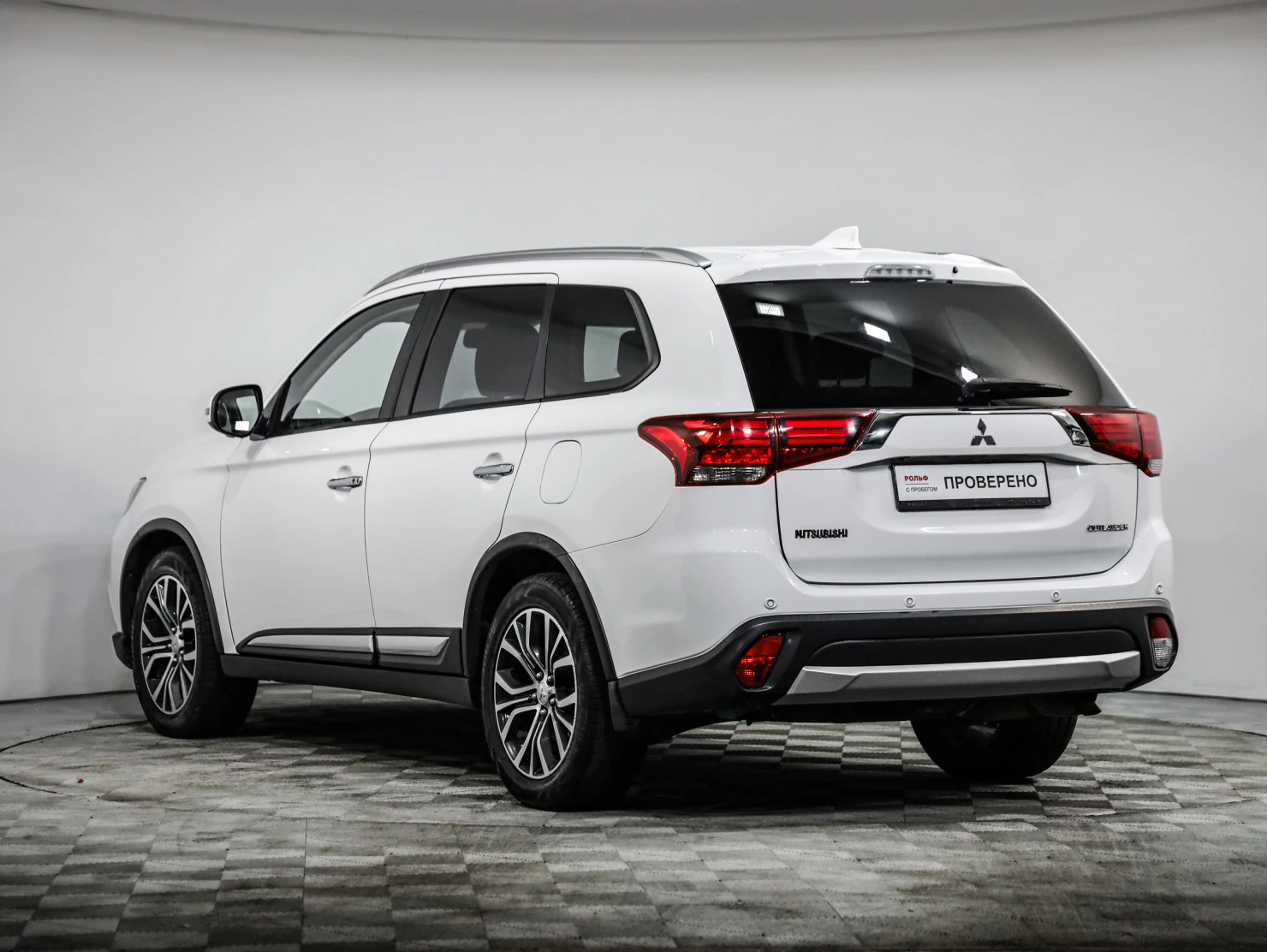 Mitsubishi OUTLANDER, 2017