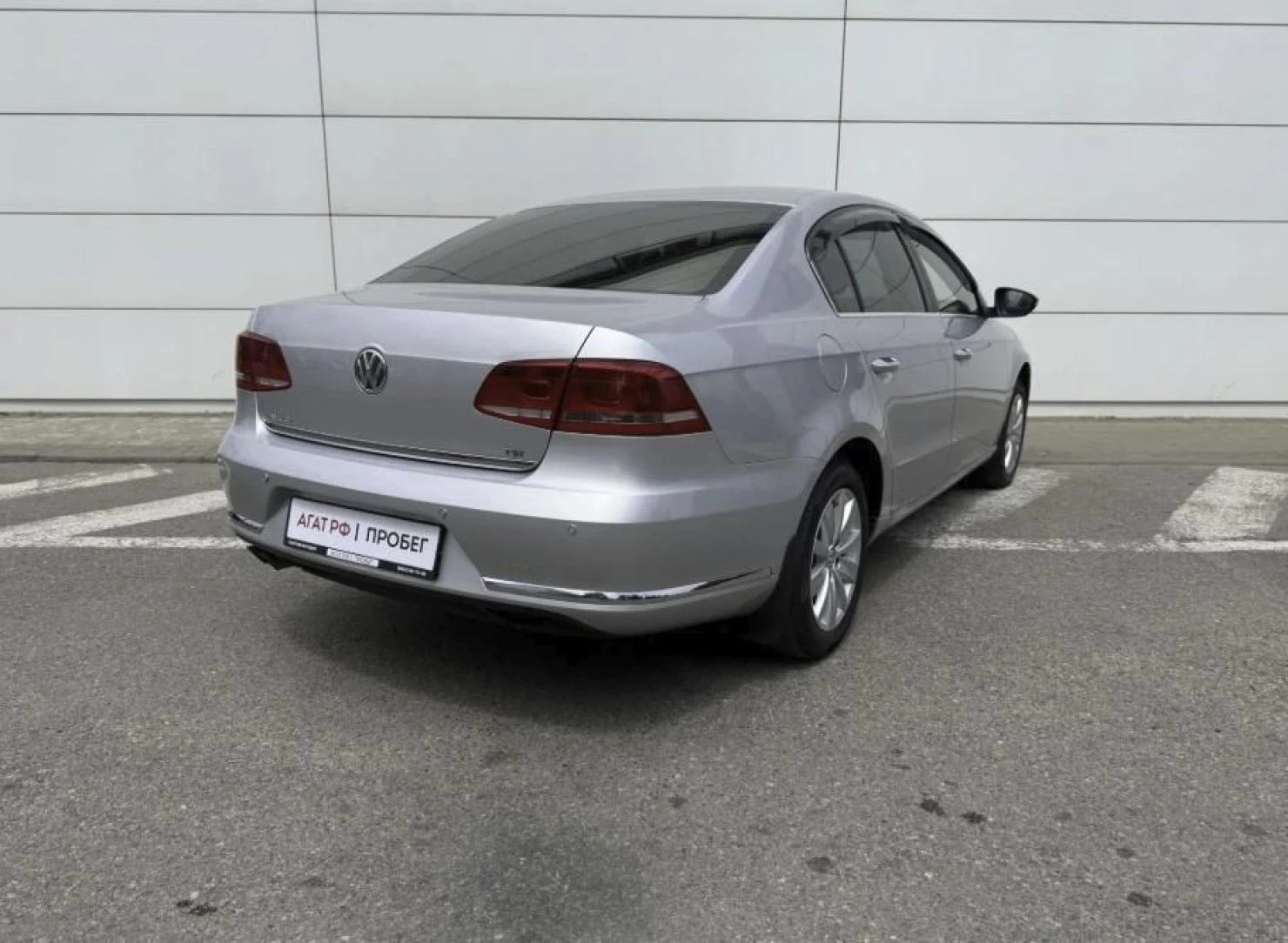 Volkswagen Passat, 2011