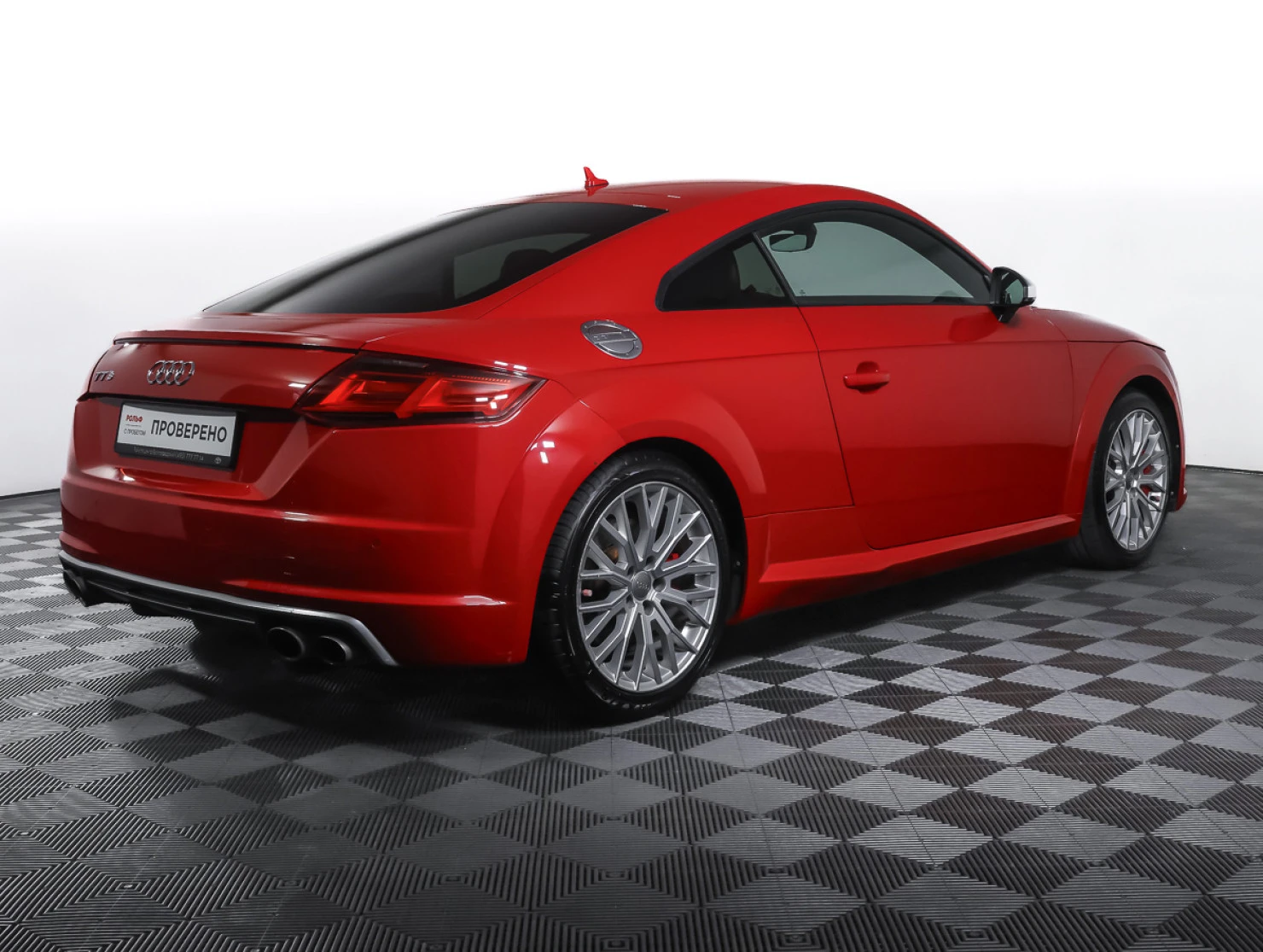 Audi TTS, 2015