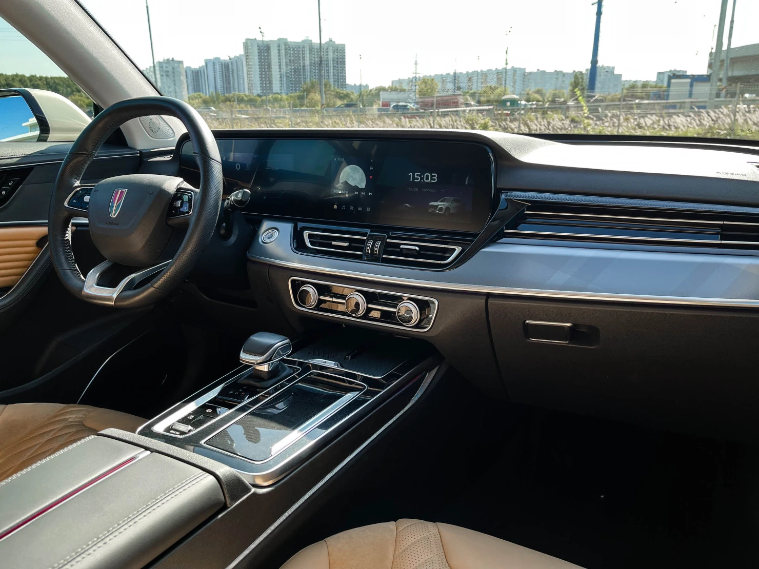 Hongqi HS5, 2023
